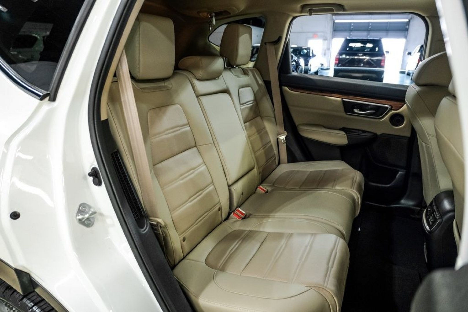 2021 Platinum White Pearl /Ivory Honda CR-V Hybrid Touring (7FART6H9XME) with an 2.0L I4 DOHC 16V engine, CVT transmission, located at 15300 Midway Rd., Addison, TX, 75001, (972) 702-0011, 32.958321, -96.838074- Photo#36