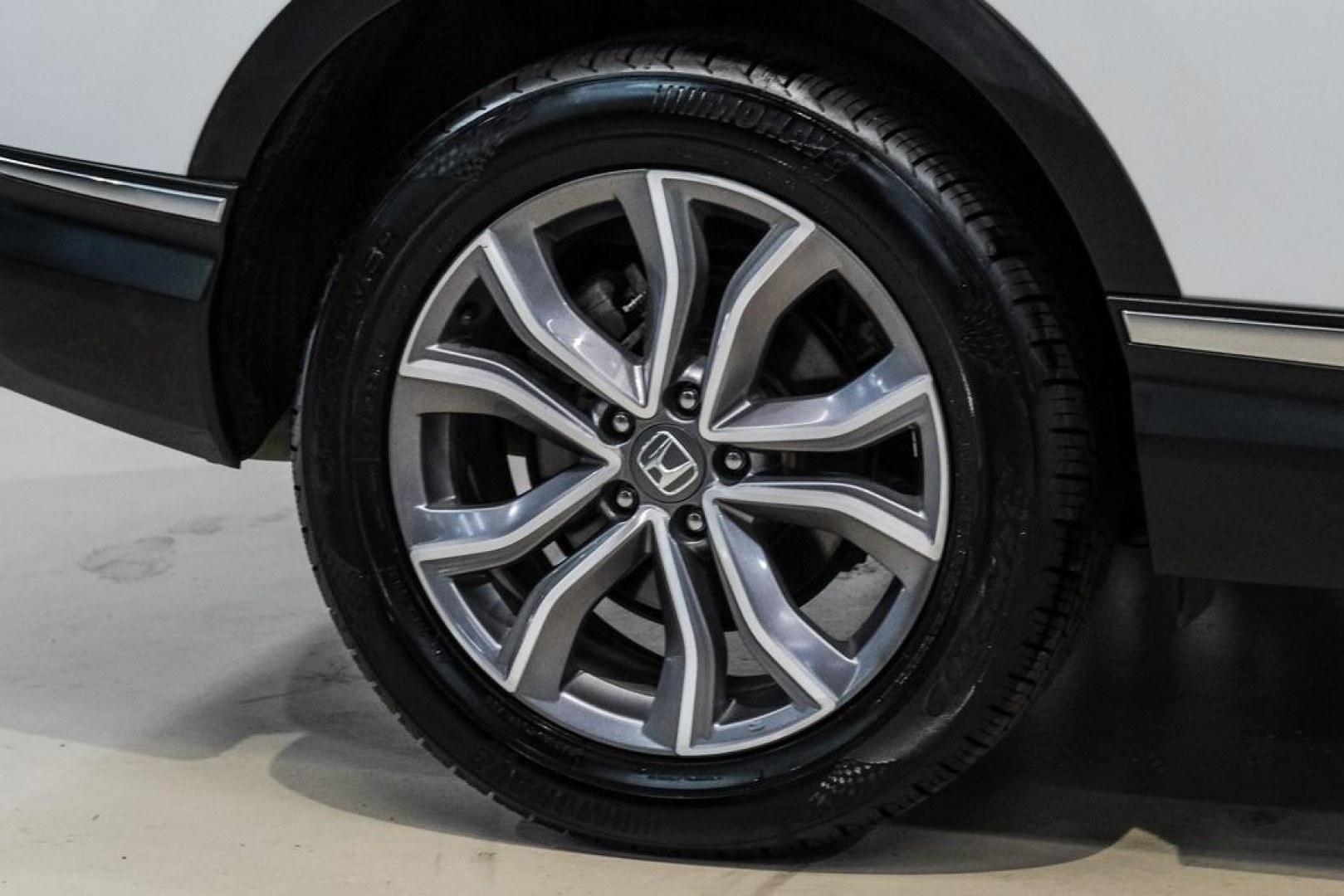 2021 Platinum White Pearl /Ivory Honda CR-V Hybrid Touring (7FART6H9XME) with an 2.0L I4 DOHC 16V engine, CVT transmission, located at 15300 Midway Rd., Addison, TX, 75001, (972) 702-0011, 32.958321, -96.838074- Photo#57