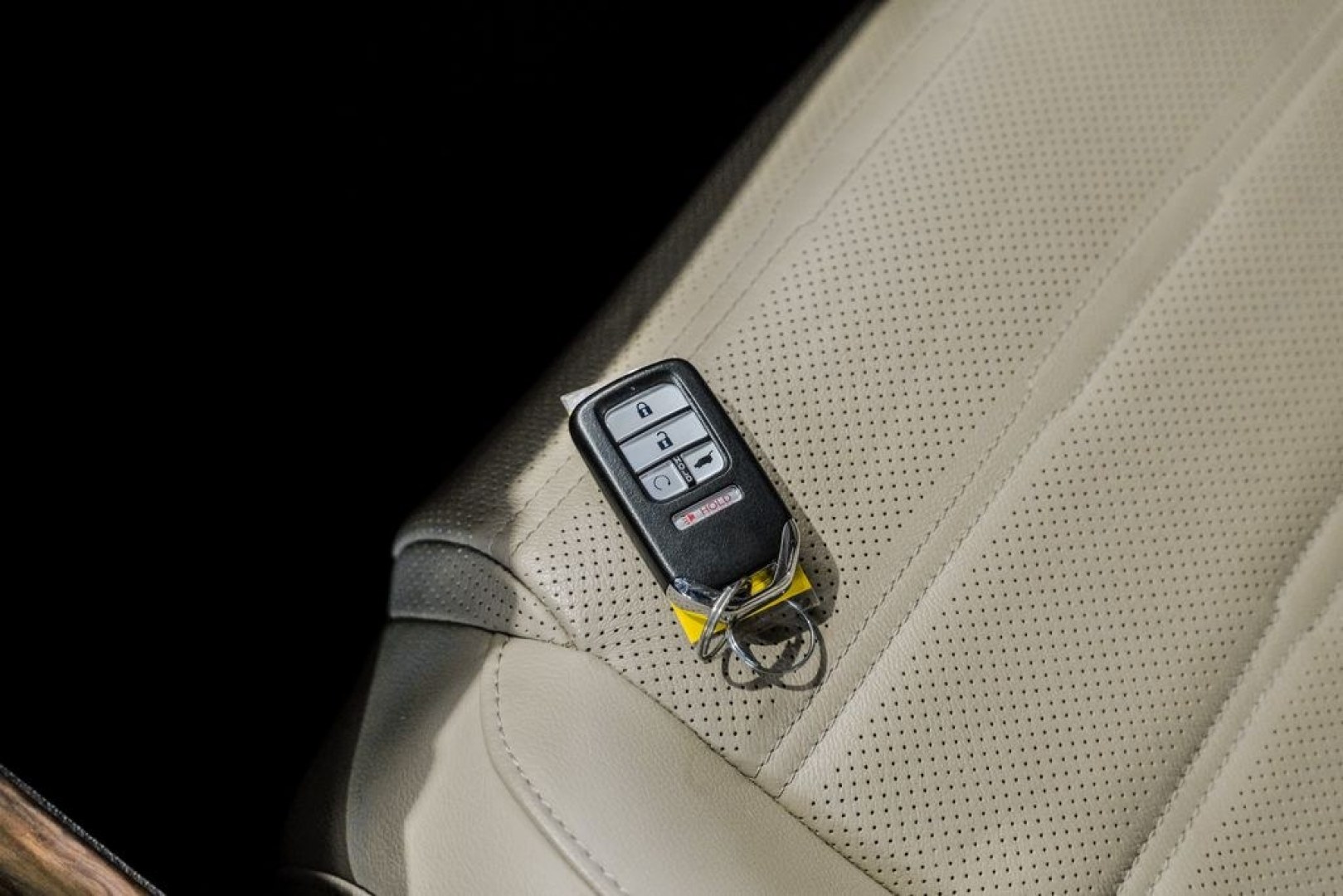 2021 Platinum White Pearl /Ivory Honda CR-V Hybrid Touring (7FART6H9XME) with an 2.0L I4 DOHC 16V engine, CVT transmission, located at 15300 Midway Rd., Addison, TX, 75001, (972) 702-0011, 32.958321, -96.838074- Photo#59