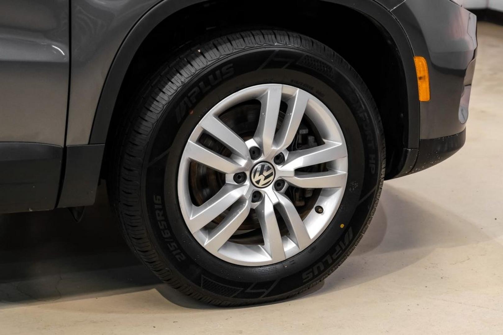 2016 Pepper / Gray /Two-Tone Beige/Black Volkswagen Tiguan S (WVGBV7AX0GW) with an 2.0L 4-Cylinder Turbocharged engine, Automatic transmission, located at 15300 Midway Rd., Addison, TX, 75001, (972) 702-0011, 32.958321, -96.838074- Photo#53
