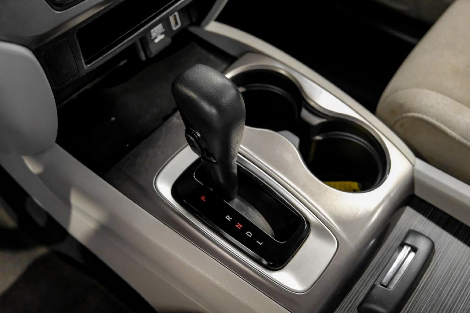 2020 Lunar Silver Metallic /Black Honda Pilot LX (5FNYF5H13LB) with an 3.5L V6 24V SOHC i-VTEC engine, Automatic transmission, located at 15300 Midway Rd., Addison, TX, 75001, (972) 702-0011, 32.958321, -96.838074- Photo#26