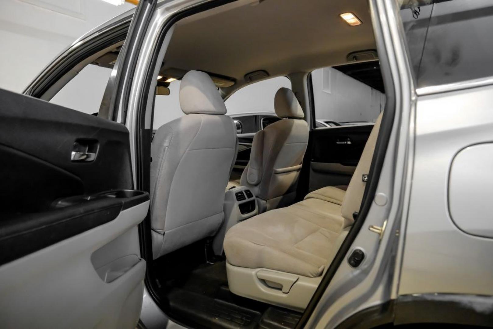 2020 Lunar Silver Metallic /Black Honda Pilot LX (5FNYF5H13LB) with an 3.5L V6 24V SOHC i-VTEC engine, Automatic transmission, located at 15300 Midway Rd., Addison, TX, 75001, (972) 702-0011, 32.958321, -96.838074- Photo#41
