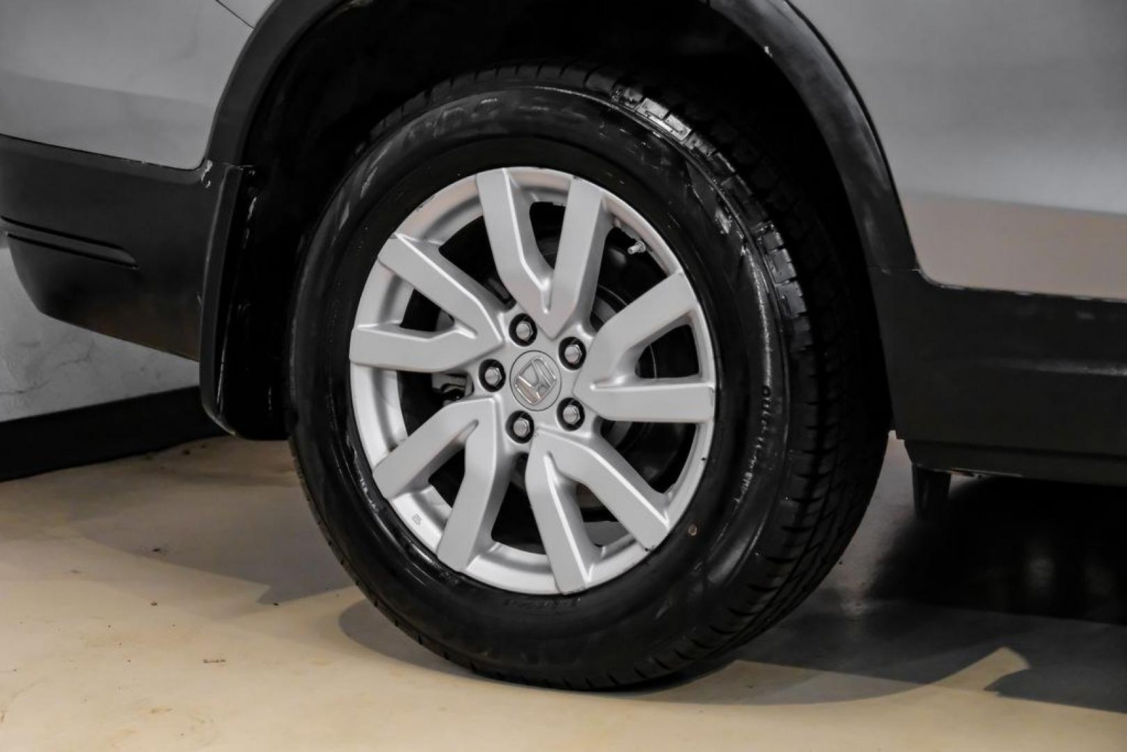 2020 Lunar Silver Metallic /Black Honda Pilot LX (5FNYF5H13LB) with an 3.5L V6 24V SOHC i-VTEC engine, Automatic transmission, located at 15300 Midway Rd., Addison, TX, 75001, (972) 702-0011, 32.958321, -96.838074- Photo#59