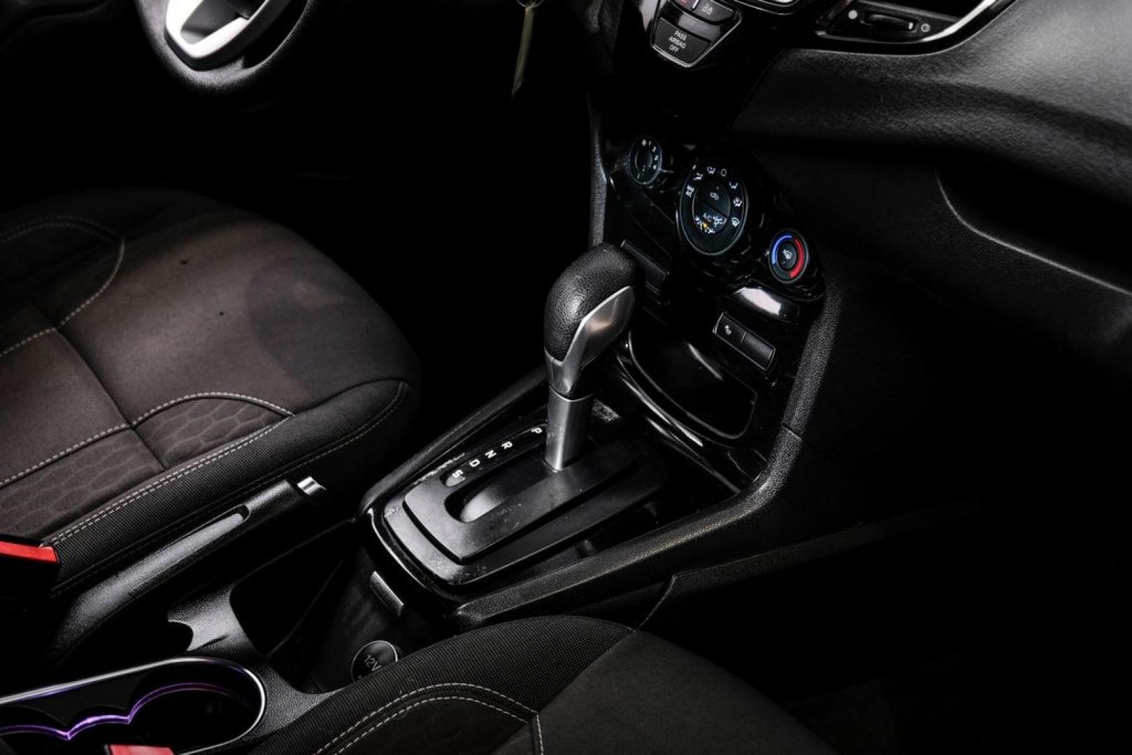 2019 Oxford White /Black Ford Fiesta SE (3FADP4BJ6KM) with an 1.6L I4 Ti-VCT engine, Automatic transmission, located at 15300 Midway Rd., Addison, TX, 75001, (972) 702-0011, 32.958321, -96.838074- Photo#23