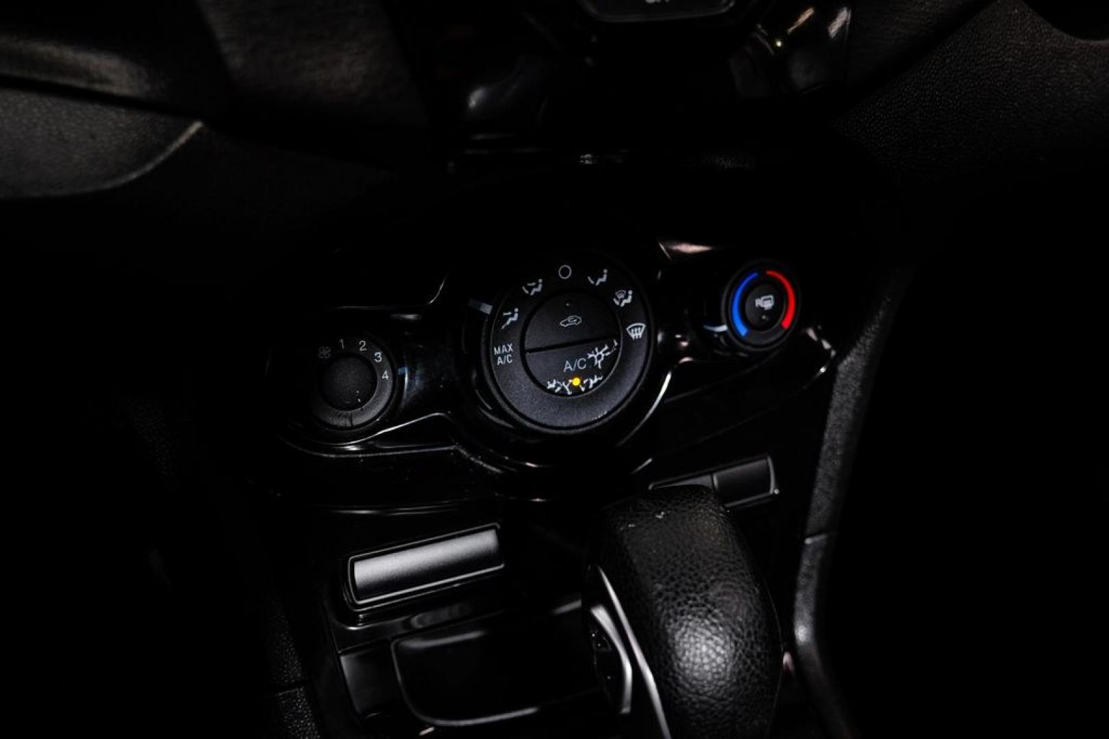 2019 Oxford White /Black Ford Fiesta SE (3FADP4BJ6KM) with an 1.6L I4 Ti-VCT engine, Automatic transmission, located at 15300 Midway Rd., Addison, TX, 75001, (972) 702-0011, 32.958321, -96.838074- Photo#26