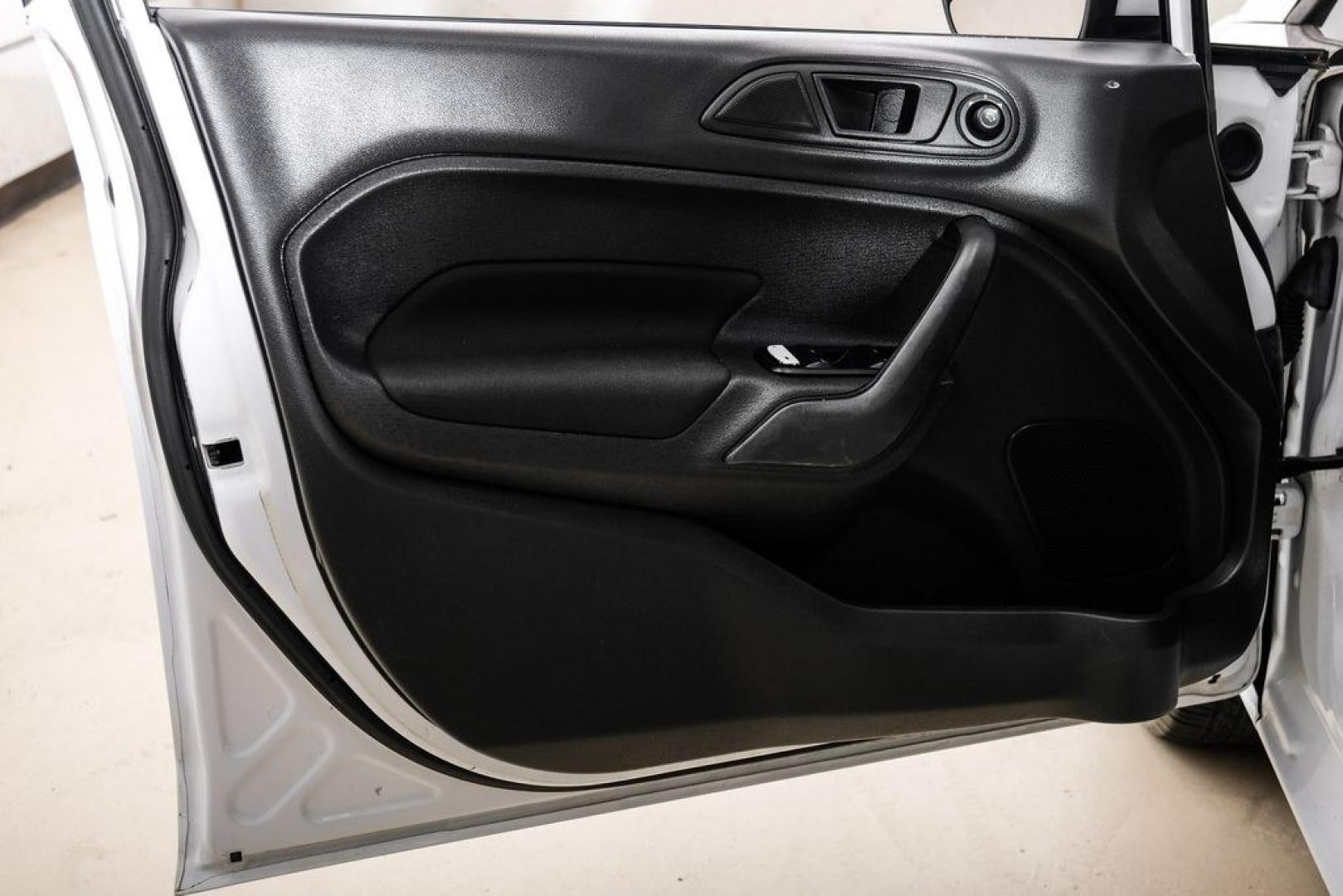 2019 Oxford White /Black Ford Fiesta SE (3FADP4BJ6KM) with an 1.6L I4 Ti-VCT engine, Automatic transmission, located at 15300 Midway Rd., Addison, TX, 75001, (972) 702-0011, 32.958321, -96.838074- Photo#44