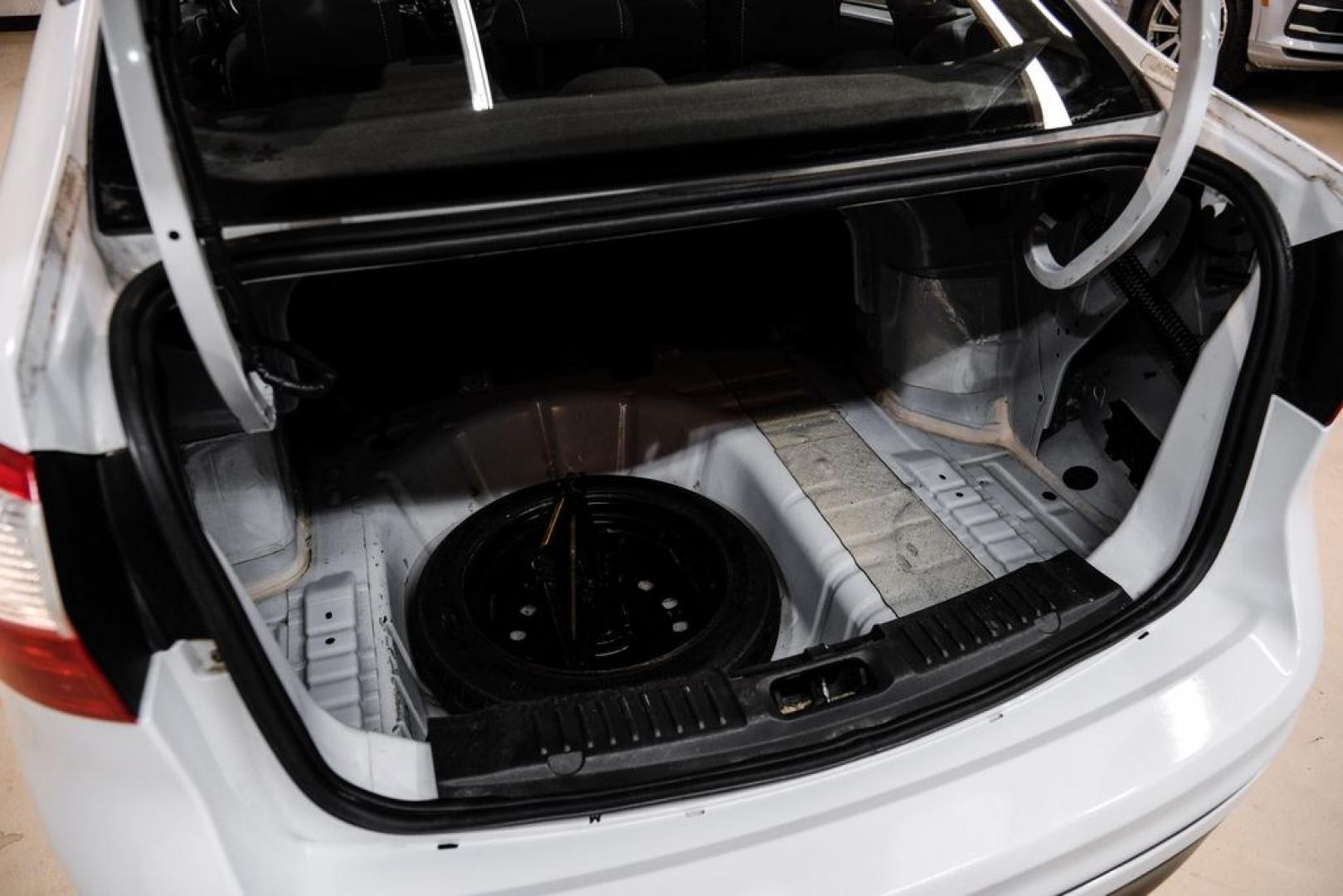 2019 Oxford White /Black Ford Fiesta SE (3FADP4BJ6KM) with an 1.6L I4 Ti-VCT engine, Automatic transmission, located at 15300 Midway Rd., Addison, TX, 75001, (972) 702-0011, 32.958321, -96.838074- Photo#56