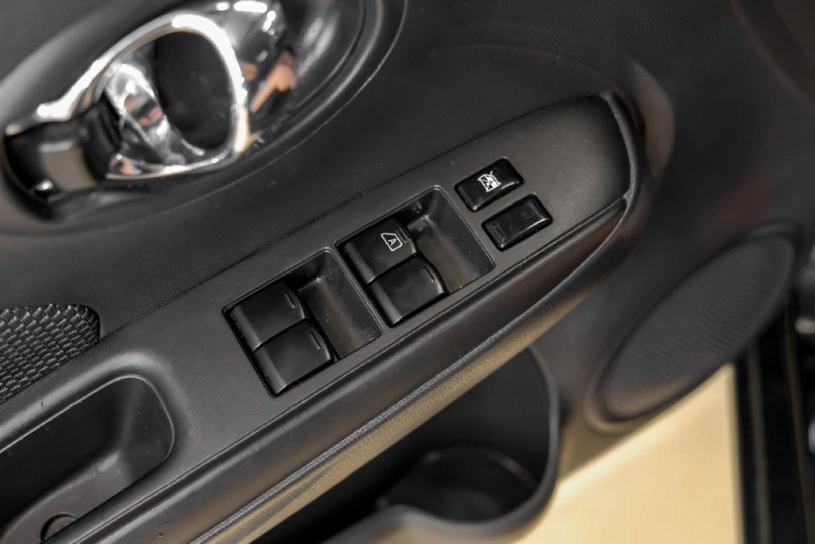 2019 Super Black /Charcoal Nissan Versa 1.6 SV (3N1CN7AP0KL) with an 1.6L 4-Cylinder DOHC 16V engine, CVT transmission, located at 15300 Midway Rd., Addison, TX, 75001, (972) 702-0011, 32.958321, -96.838074- Photo#46