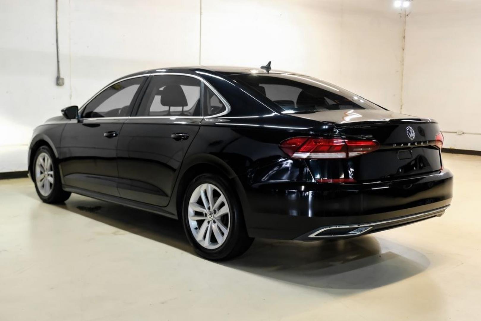2020 Deep Black Pearl /Titan Black Volkswagen Passat 2.0T SE (1VWSA7A38LC) with an 2.0L I4 TSI Turbocharged engine, Automatic transmission, located at 15300 Midway Rd., Addison, TX, 75001, (972) 702-0011, 32.958321, -96.838074- Photo#9