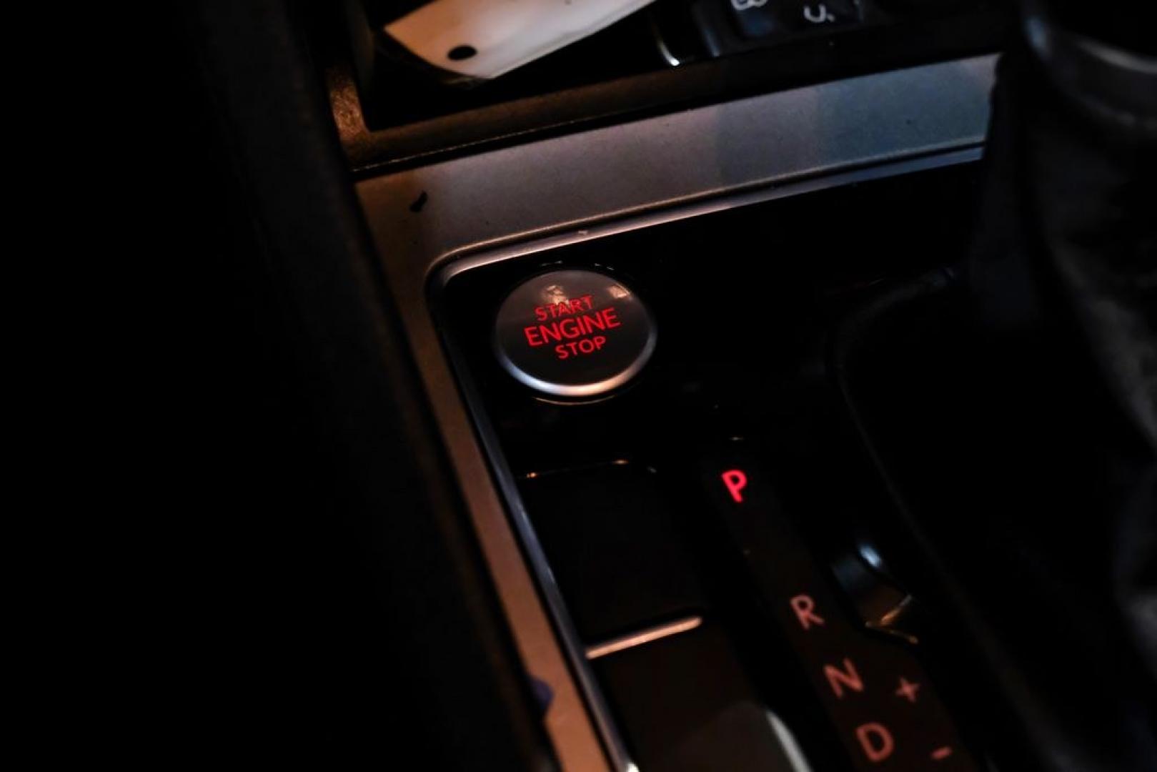 2020 Deep Black Pearl /Titan Black Volkswagen Passat 2.0T SE (1VWSA7A38LC) with an 2.0L I4 TSI Turbocharged engine, Automatic transmission, located at 15300 Midway Rd., Addison, TX, 75001, (972) 702-0011, 32.958321, -96.838074- Photo#21