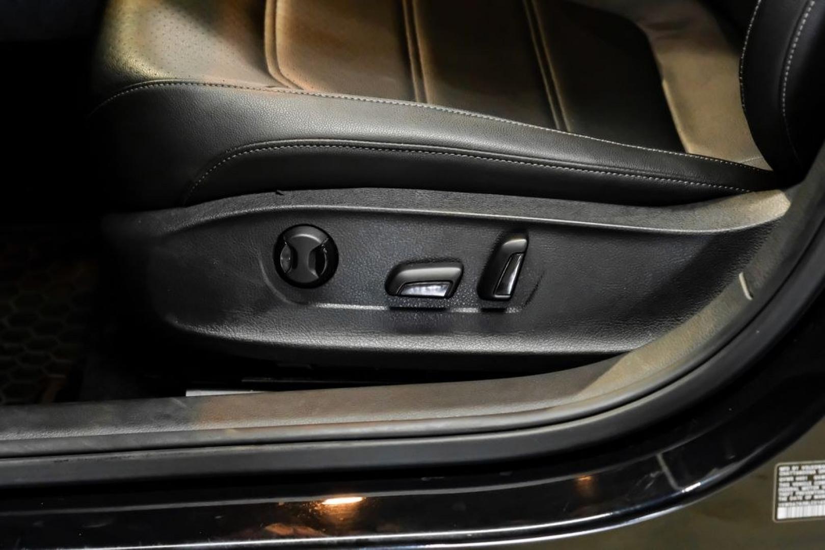 2020 Deep Black Pearl /Titan Black Volkswagen Passat 2.0T SE (1VWSA7A38LC) with an 2.0L I4 TSI Turbocharged engine, Automatic transmission, located at 15300 Midway Rd., Addison, TX, 75001, (972) 702-0011, 32.958321, -96.838074- Photo#30