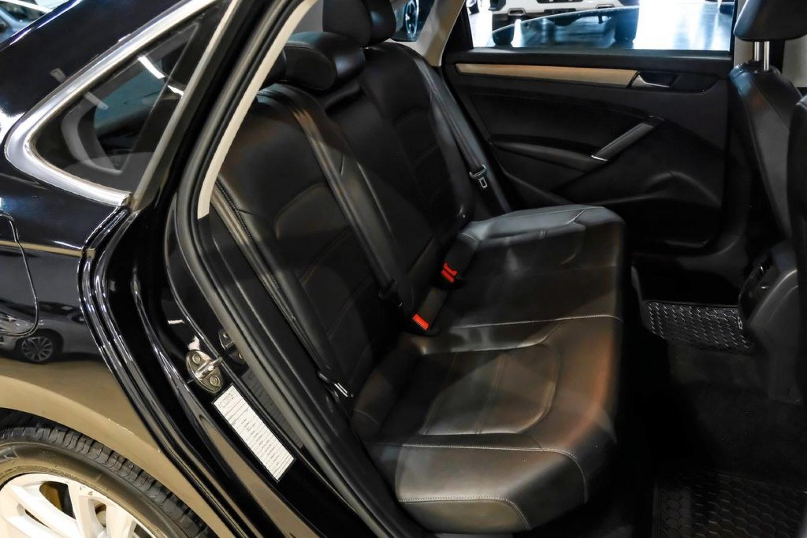2020 Deep Black Pearl /Titan Black Volkswagen Passat 2.0T SE (1VWSA7A38LC) with an 2.0L I4 TSI Turbocharged engine, Automatic transmission, located at 15300 Midway Rd., Addison, TX, 75001, (972) 702-0011, 32.958321, -96.838074- Photo#33