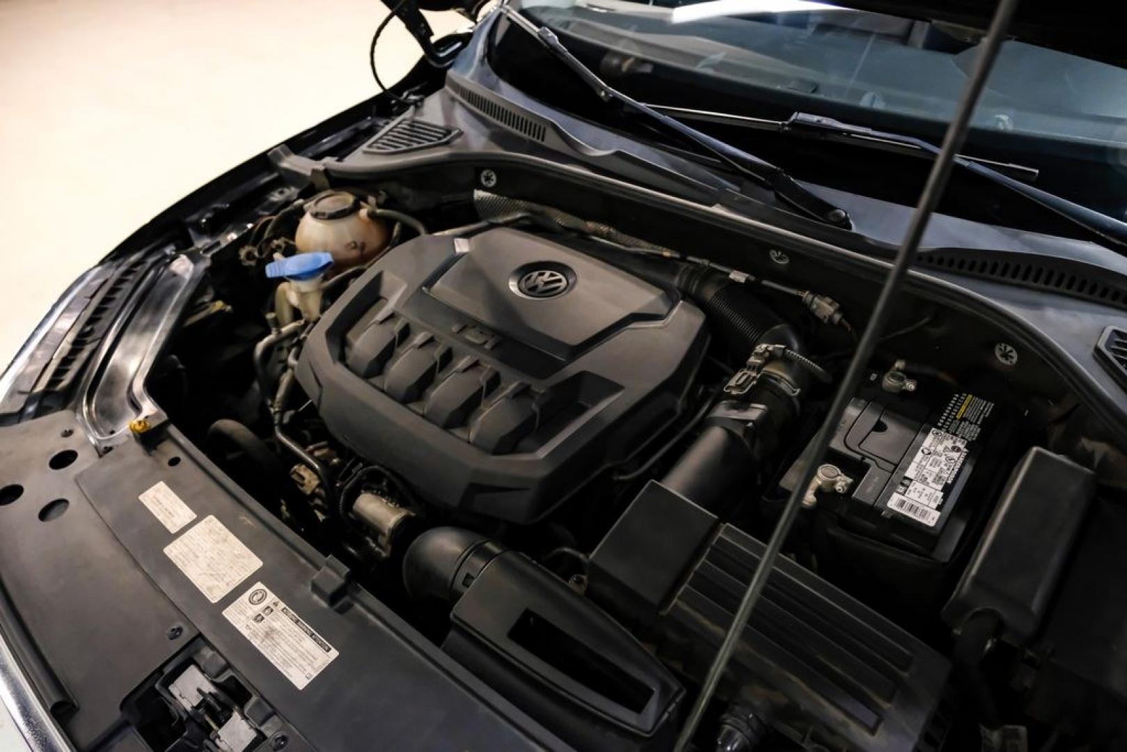 2020 Deep Black Pearl /Titan Black Volkswagen Passat 2.0T SE (1VWSA7A38LC) with an 2.0L I4 TSI Turbocharged engine, Automatic transmission, located at 15300 Midway Rd., Addison, TX, 75001, (972) 702-0011, 32.958321, -96.838074- Photo#47