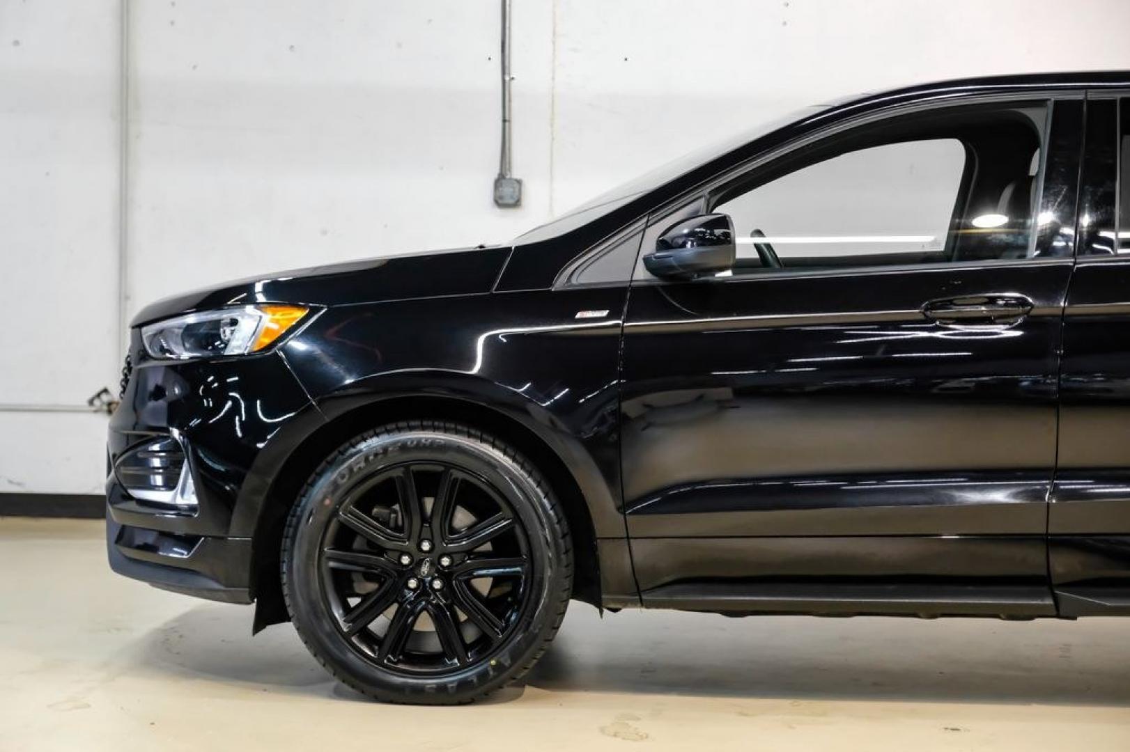2024 Black Metallic /Ebony Ford Edge ST Line (2FMPK4J9XRB) with an EcoBoost 2.0L I4 GTDi DOHC Turbocharged VCT engine, Automatic transmission, located at 15300 Midway Rd., Addison, TX, 75001, (972) 702-0011, 32.958321, -96.838074- Photo#11
