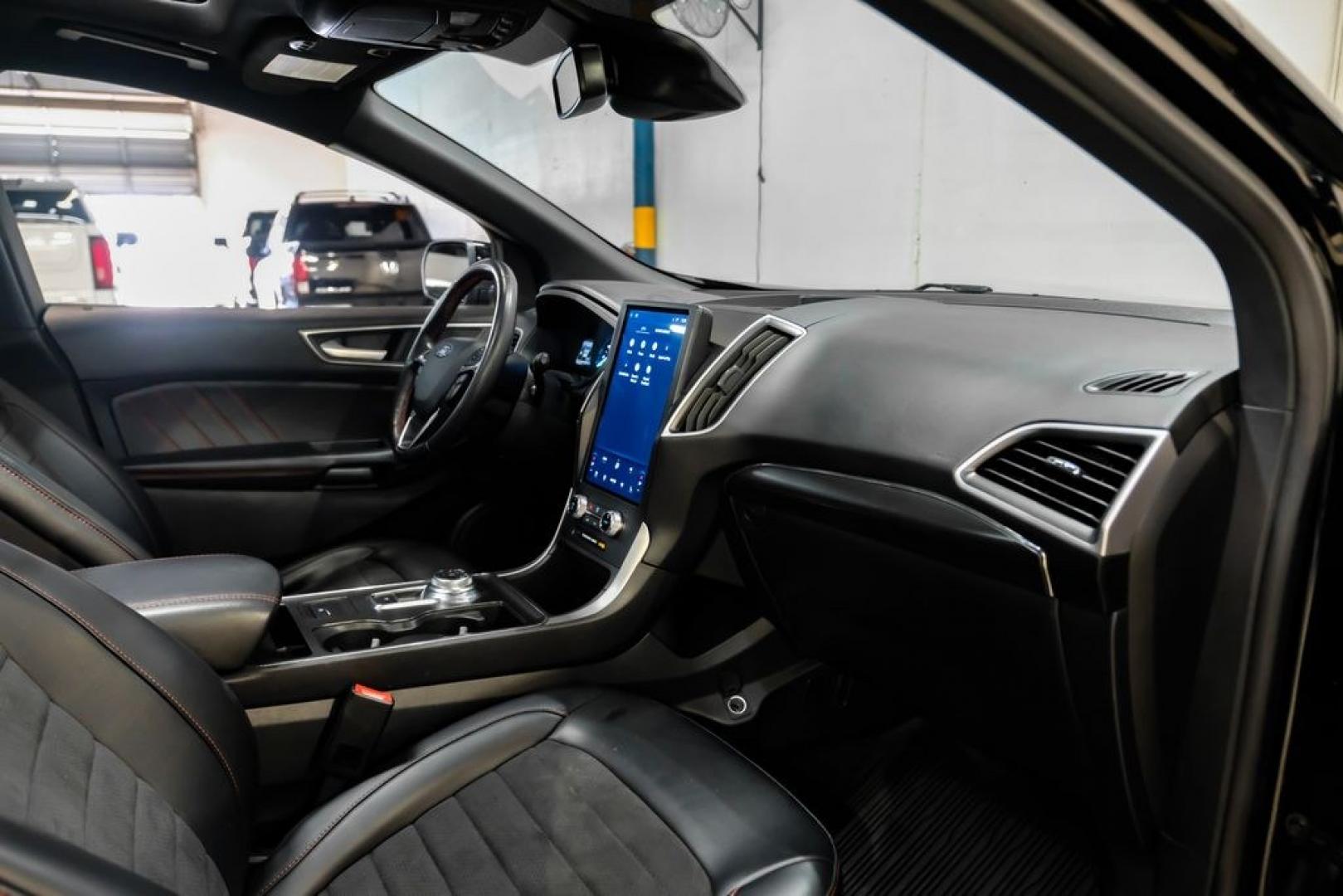 2024 Black Metallic /Ebony Ford Edge ST Line (2FMPK4J9XRB) with an EcoBoost 2.0L I4 GTDi DOHC Turbocharged VCT engine, Automatic transmission, located at 15300 Midway Rd., Addison, TX, 75001, (972) 702-0011, 32.958321, -96.838074- Photo#13