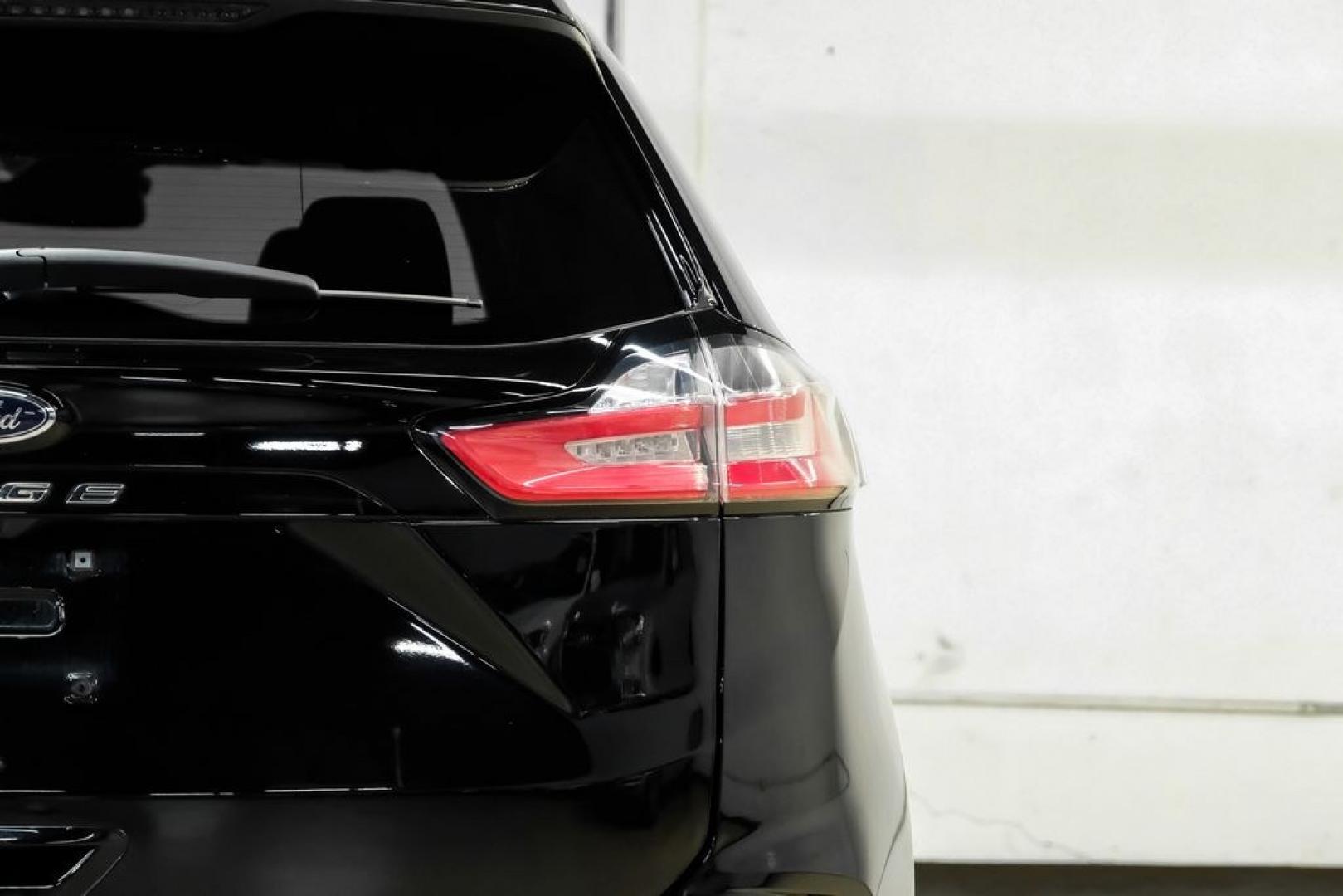 2024 Black Metallic /Ebony Ford Edge ST Line (2FMPK4J9XRB) with an EcoBoost 2.0L I4 GTDi DOHC Turbocharged VCT engine, Automatic transmission, located at 15300 Midway Rd., Addison, TX, 75001, (972) 702-0011, 32.958321, -96.838074- Photo#43