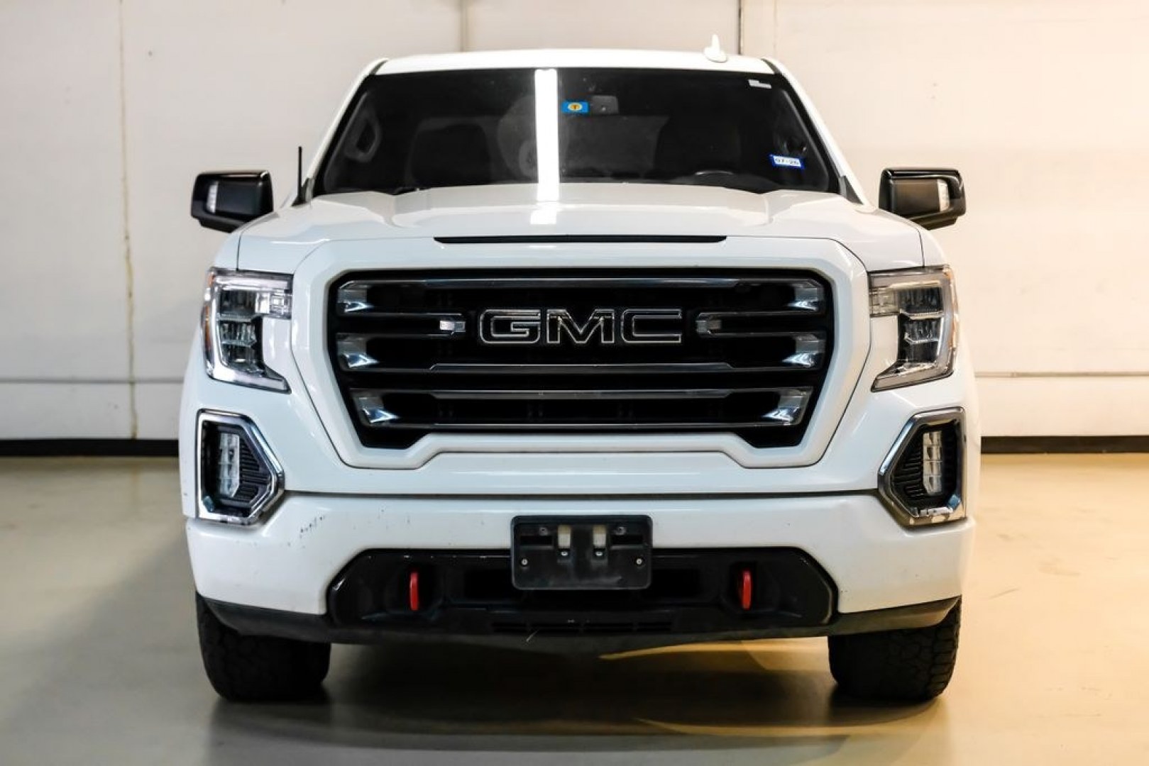 2021 Summit White /Jet Black With Kalahari Accents GMC Sierra 1500 AT4 (1GTU9EET5MZ) with an 3.0L I6 engine, Automatic transmission, located at 15300 Midway Rd., Addison, TX, 75001, (972) 702-0011, 32.958321, -96.838074- Photo#4