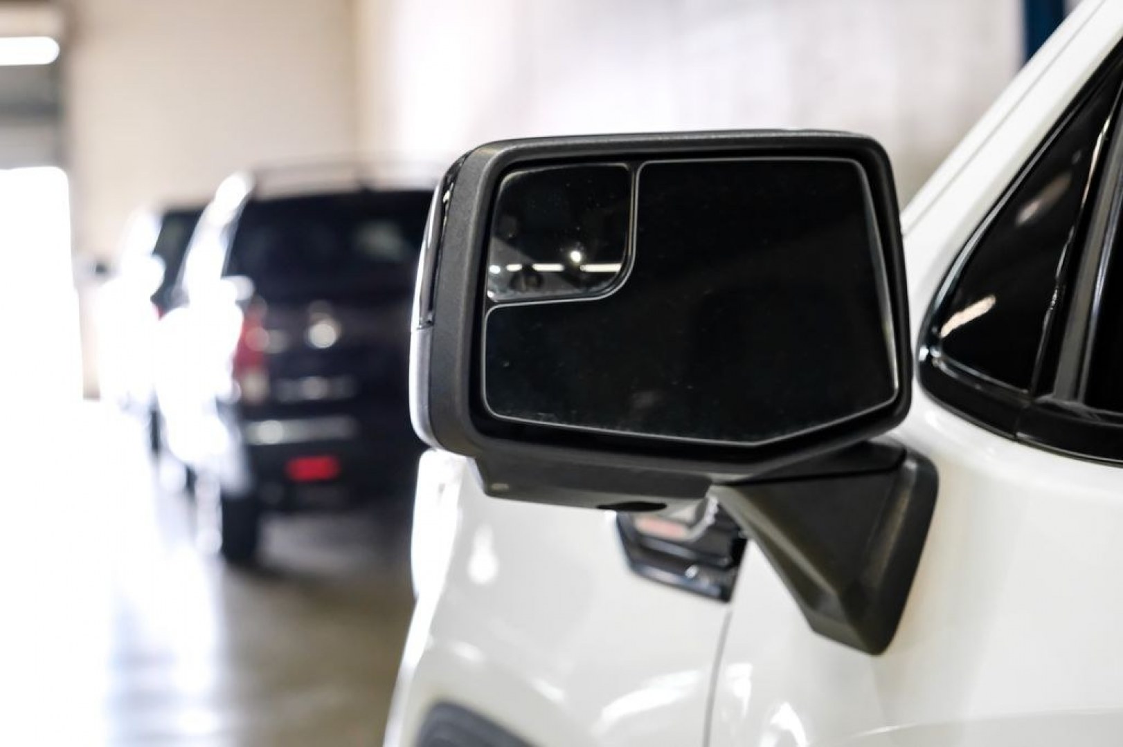 2021 Summit White /Jet Black With Kalahari Accents GMC Sierra 1500 AT4 (1GTU9EET5MZ) with an 3.0L I6 engine, Automatic transmission, located at 15300 Midway Rd., Addison, TX, 75001, (972) 702-0011, 32.958321, -96.838074- Photo#32