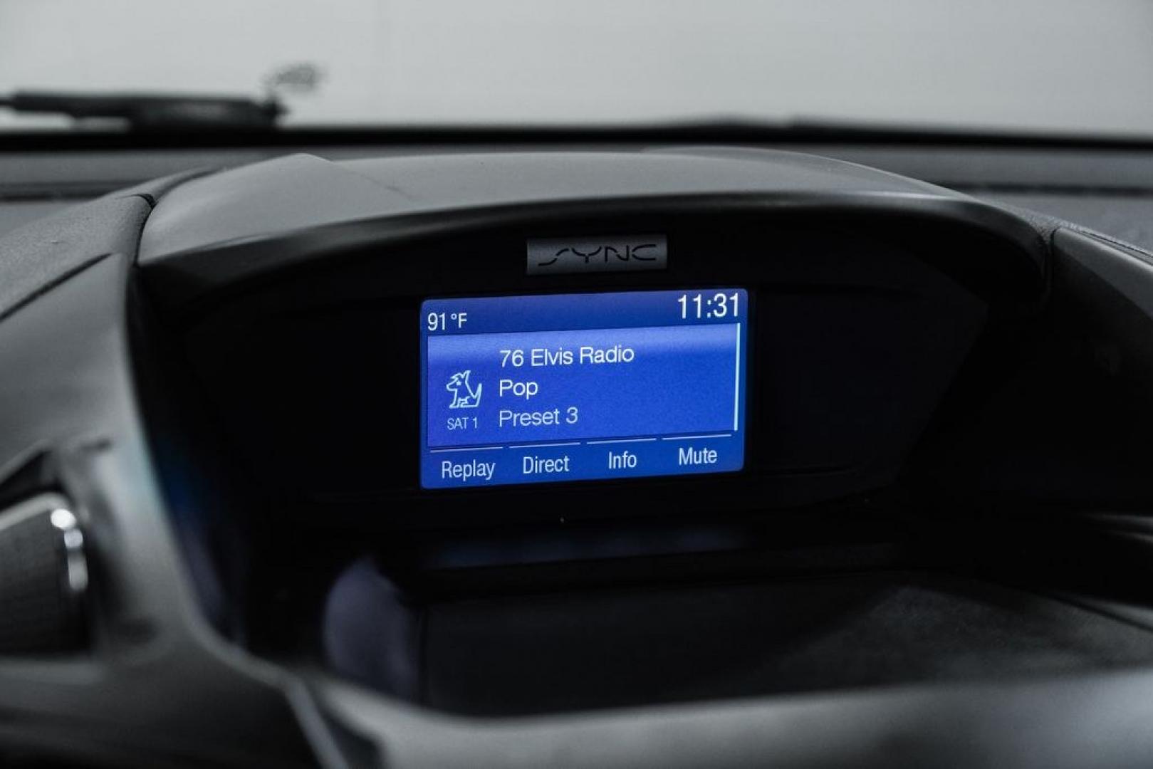 2015 Oxford White /Black Ford Escape SE (1FMCU9G91FU) with an EcoBoost 2.0L I4 GTDi DOHC Turbocharged VCT engine, Automatic transmission, located at 15300 Midway Rd., Addison, TX, 75001, (972) 702-0011, 32.958321, -96.838074- Photo#29