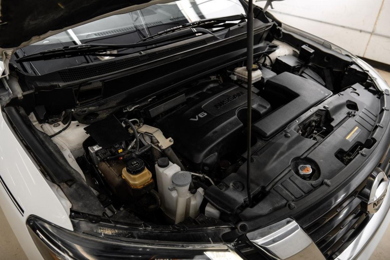 2017 Glacier White /Almond Nissan Pathfinder SL (5N1DR2MN3HC) with an V6 engine, CVT transmission, located at 15300 Midway Rd., Addison, TX, 75001, (972) 702-0011, 32.958321, -96.838074- Photo#60