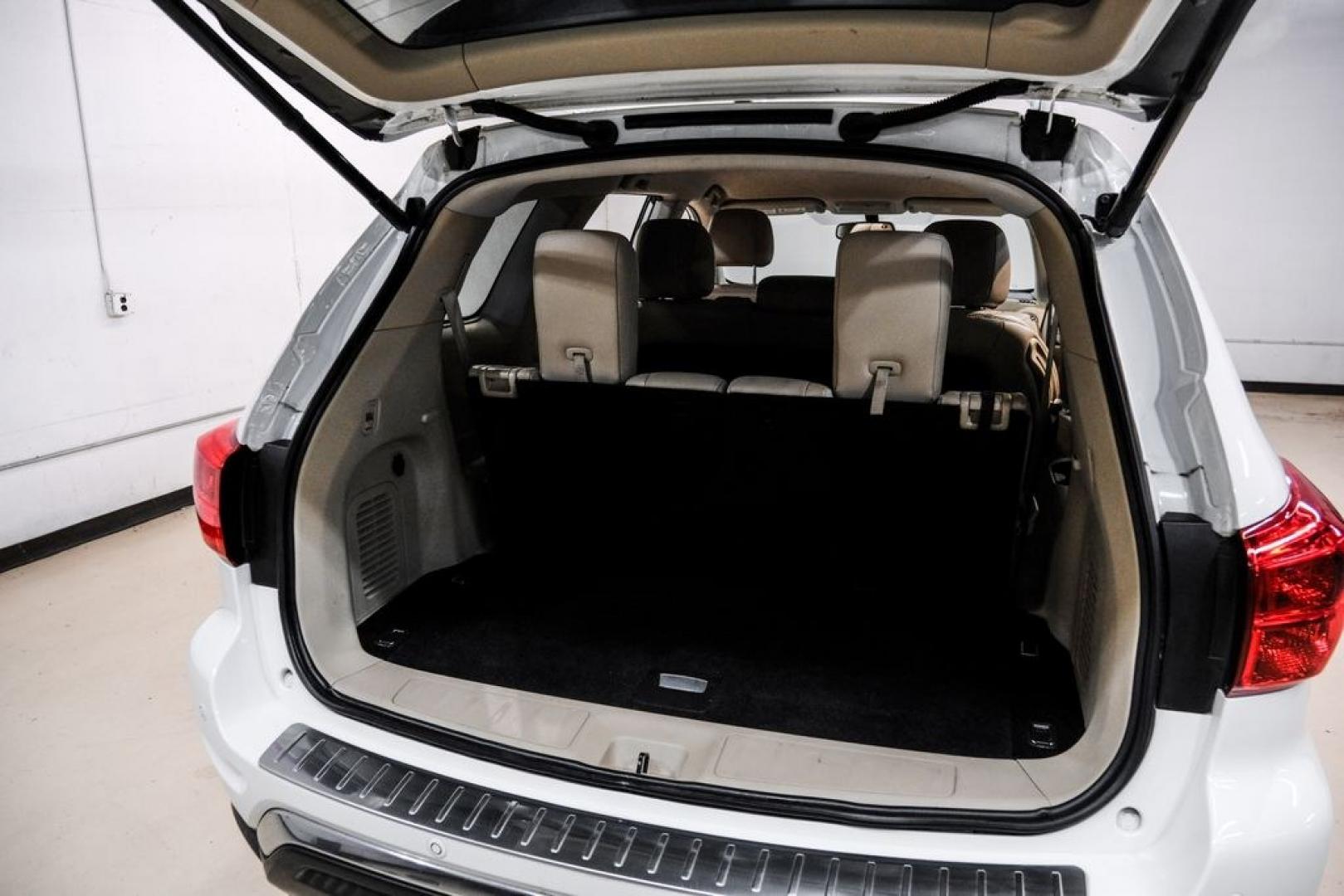 2017 Glacier White /Almond Nissan Pathfinder SL (5N1DR2MN3HC) with an V6 engine, CVT transmission, located at 15300 Midway Rd., Addison, TX, 75001, (972) 702-0011, 32.958321, -96.838074- Photo#62