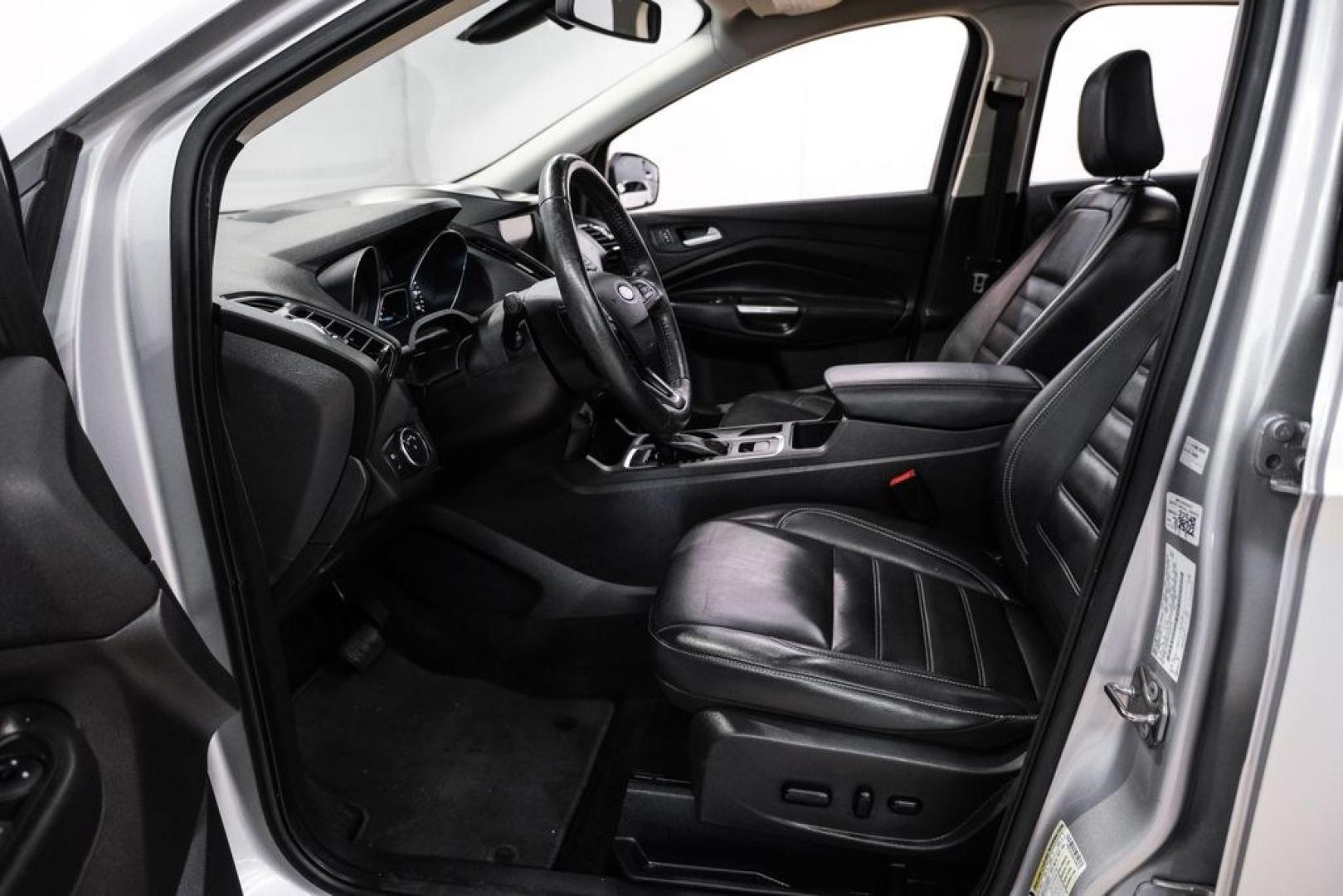 2019 Ingot Silver /Black Ford Escape Titanium (1FMCU9J93KU) with an EcoBoost 2.0L I4 GTDi DOHC Turbocharged VCT engine, Automatic transmission, located at 15300 Midway Rd., Addison, TX, 75001, (972) 702-0011, 32.958321, -96.838074- Photo#3