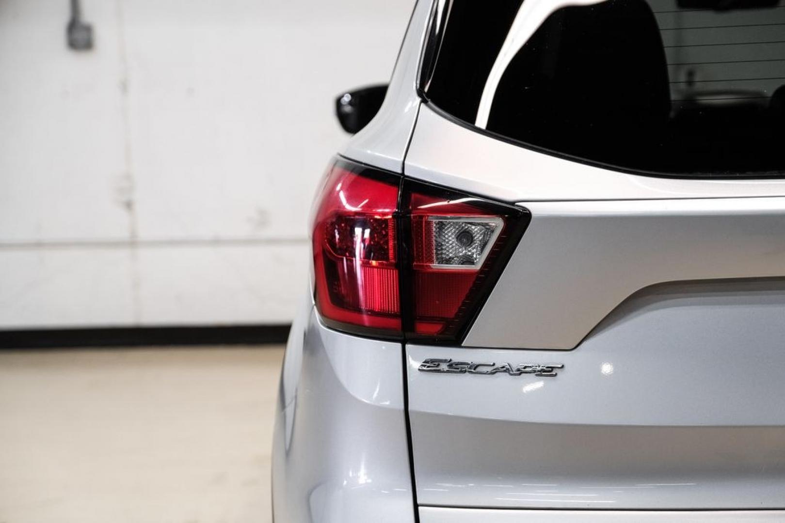 2019 Ingot Silver /Black Ford Escape Titanium (1FMCU9J93KU) with an EcoBoost 2.0L I4 GTDi DOHC Turbocharged VCT engine, Automatic transmission, located at 15300 Midway Rd., Addison, TX, 75001, (972) 702-0011, 32.958321, -96.838074- Photo#44