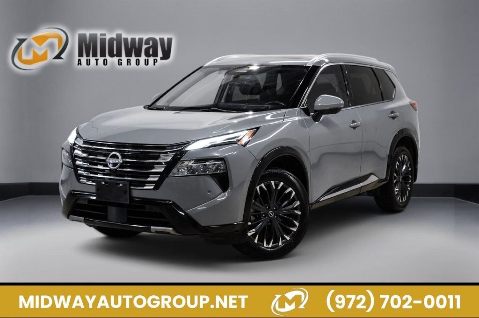 2024 Boulder Gray /Charcoal Nissan Rogue Platinum (JN8BT3DC6RW) with an 1.5L DOHC engine, CVT transmission, located at 15300 Midway Rd., Addison, TX, 75001, (972) 702-0011, 32.958321, -96.838074- Photo#0