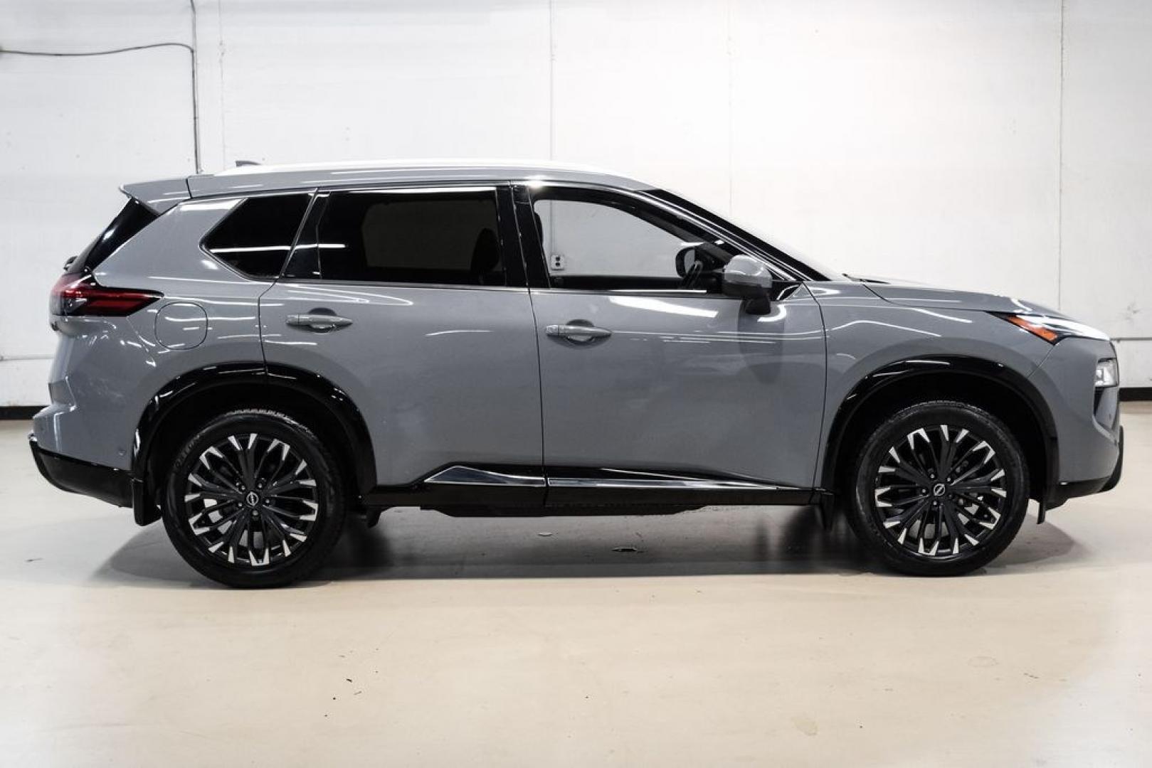 2024 Boulder Gray /Charcoal Nissan Rogue Platinum (JN8BT3DC6RW) with an 1.5L DOHC engine, CVT transmission, located at 15300 Midway Rd., Addison, TX, 75001, (972) 702-0011, 32.958321, -96.838074- Photo#7