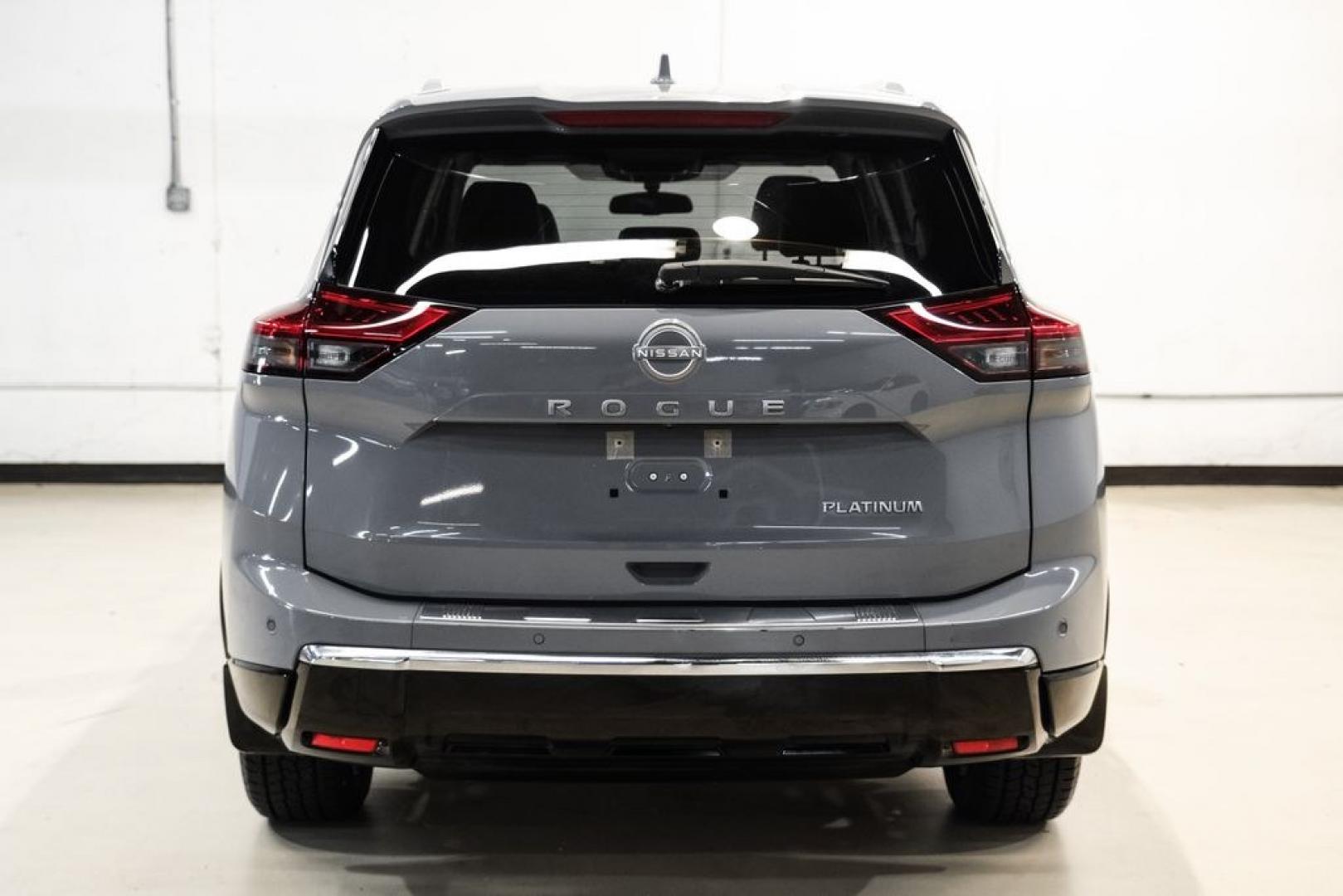 2024 Boulder Gray /Charcoal Nissan Rogue Platinum (JN8BT3DC6RW) with an 1.5L DOHC engine, CVT transmission, located at 15300 Midway Rd., Addison, TX, 75001, (972) 702-0011, 32.958321, -96.838074- Photo#9