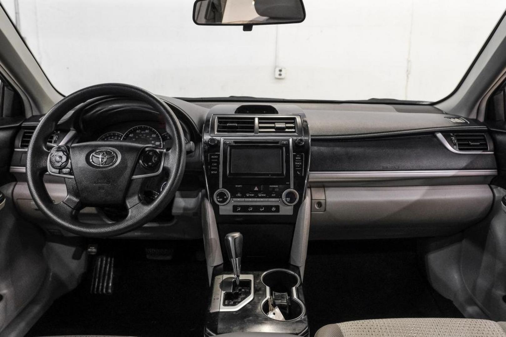 2014 Classic Silver Metallic /Ash Toyota Camry LE (4T4BF1FK7ER) with an 2.5L I4 SMPI DOHC engine, Automatic transmission, located at 15300 Midway Rd., Addison, TX, 75001, (972) 702-0011, 32.958321, -96.838074- Photo#12