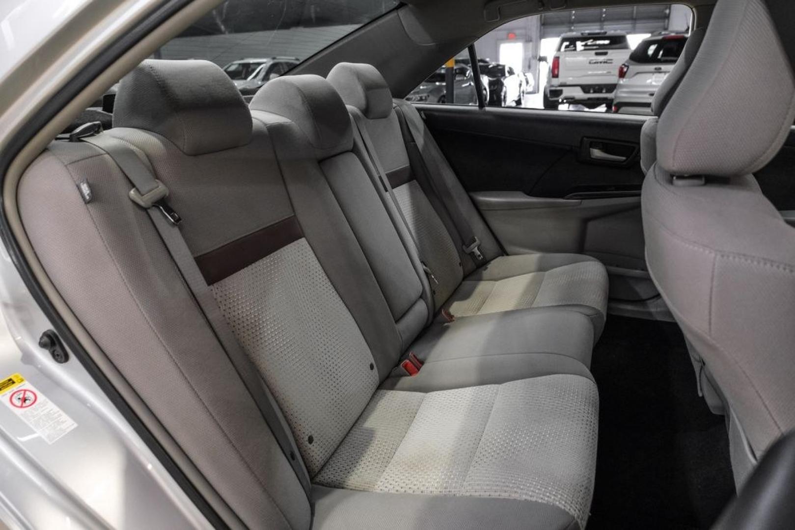 2014 Classic Silver Metallic /Ash Toyota Camry LE (4T4BF1FK7ER) with an 2.5L I4 SMPI DOHC engine, Automatic transmission, located at 15300 Midway Rd., Addison, TX, 75001, (972) 702-0011, 32.958321, -96.838074- Photo#29