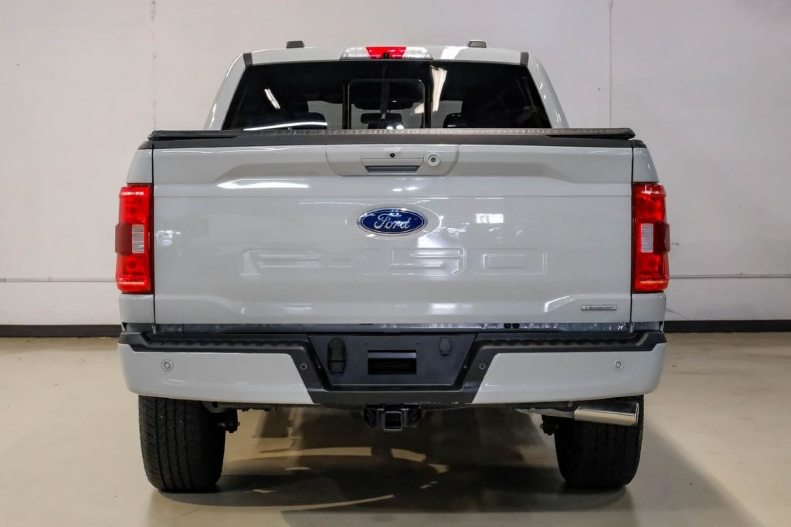 2023 Avalanche /Black Ford F-150 XLT (1FTEW1EP6PF) with an 2.7L V6 EcoBoost engine, Automatic transmission, located at 15300 Midway Rd., Addison, TX, 75001, (972) 702-0011, 32.958321, -96.838074- Photo#12