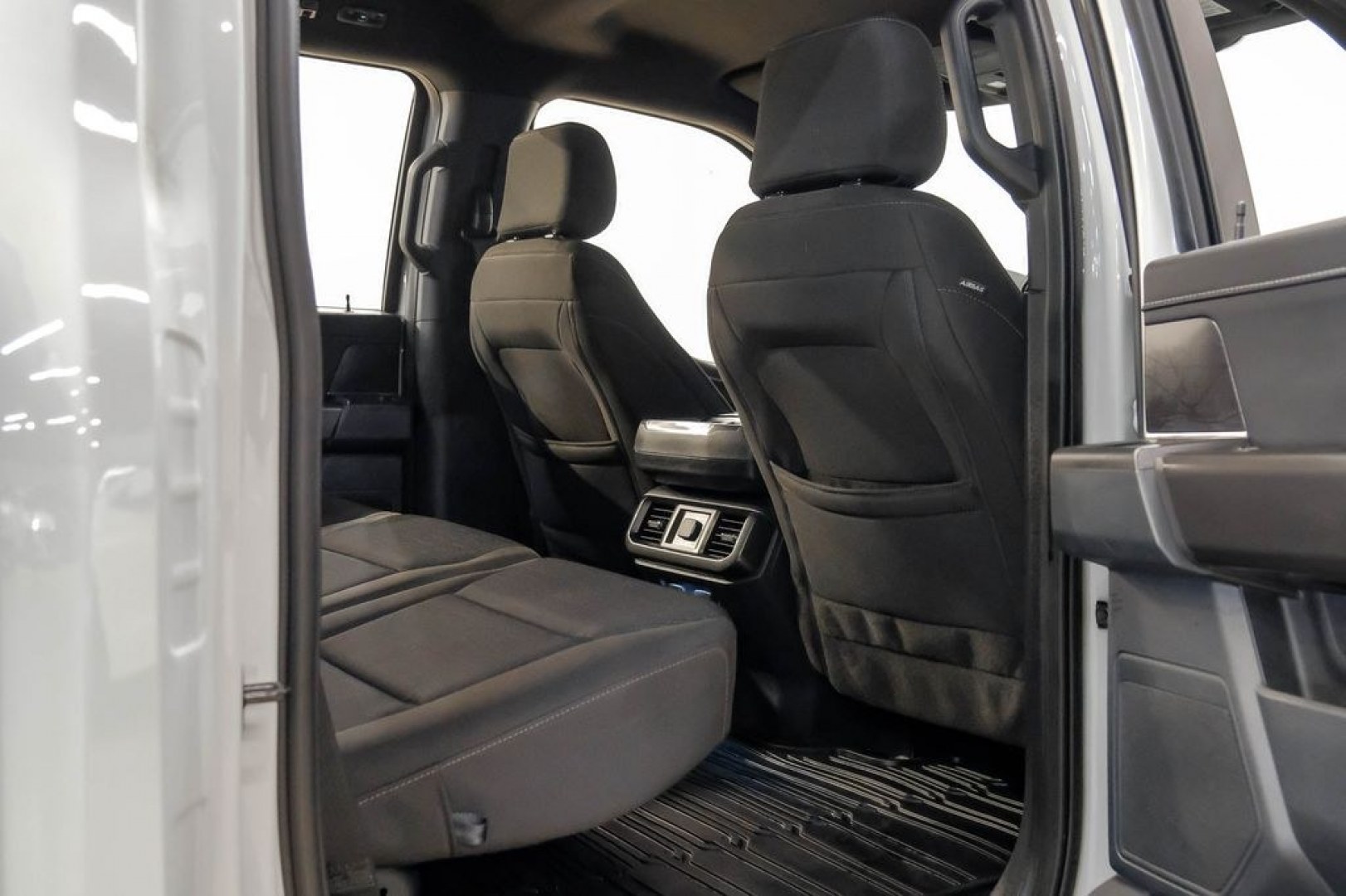 2023 Avalanche /Black Ford F-150 XLT (1FTEW1EP6PF) with an 2.7L V6 EcoBoost engine, Automatic transmission, located at 15300 Midway Rd., Addison, TX, 75001, (972) 702-0011, 32.958321, -96.838074- Photo#47