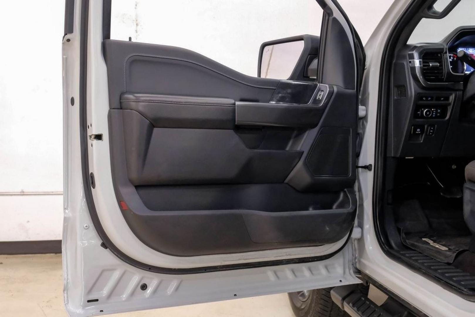 2023 Avalanche /Black Ford F-150 XLT (1FTEW1EP6PF) with an 2.7L V6 EcoBoost engine, Automatic transmission, located at 15300 Midway Rd., Addison, TX, 75001, (972) 702-0011, 32.958321, -96.838074- Photo#54
