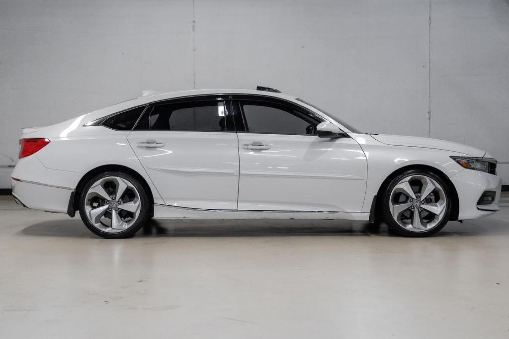 2018 Platinum White Pearl /Ivory Honda Accord Touring (1HGCV1F93JA) with an 1.5T I4 DOHC 16V Turbocharged VTEC engine, CVT transmission, located at 15300 Midway Rd., Addison, TX, 75001, (972) 702-0011, 32.958321, -96.838074- Photo#8