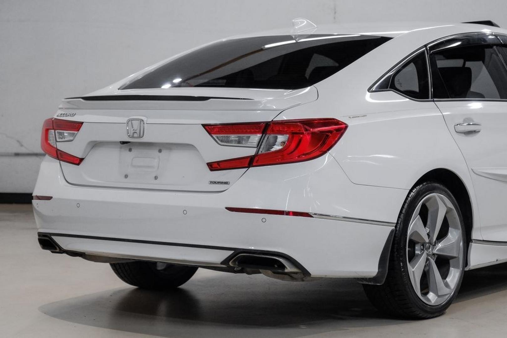 2018 Platinum White Pearl /Ivory Honda Accord Touring (1HGCV1F93JA) with an 1.5T I4 DOHC 16V Turbocharged VTEC engine, CVT transmission, located at 15300 Midway Rd., Addison, TX, 75001, (972) 702-0011, 32.958321, -96.838074- Photo#10