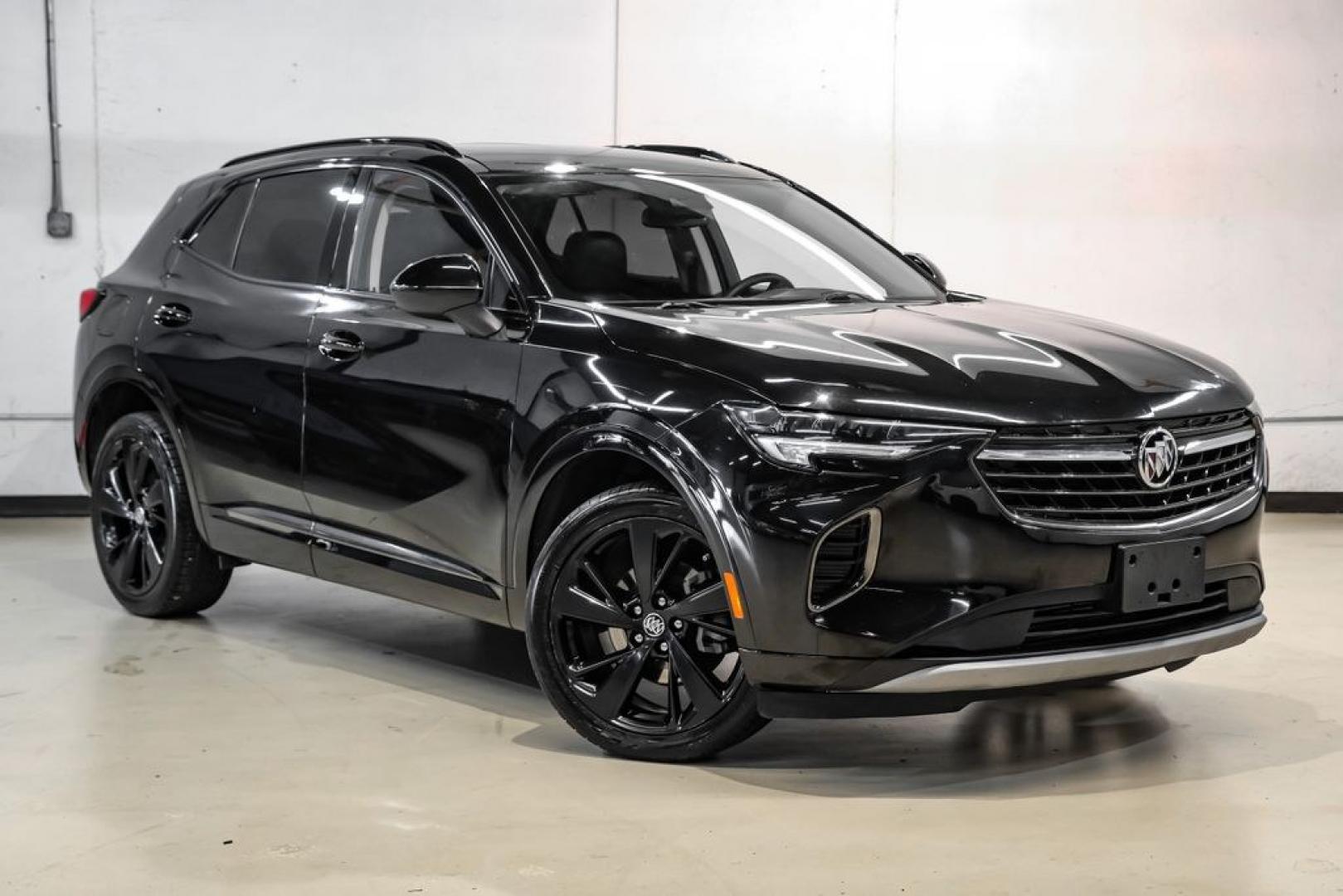 2023 Ebony Twilight Metallic /Ebony Seats Buick Envision Essence (LRBFZNR4XPD) with an 2.0L Turbocharged engine, Automatic transmission, located at 15300 Midway Rd., Addison, TX, 75001, (972) 702-0011, 32.958321, -96.838074- Photo#5