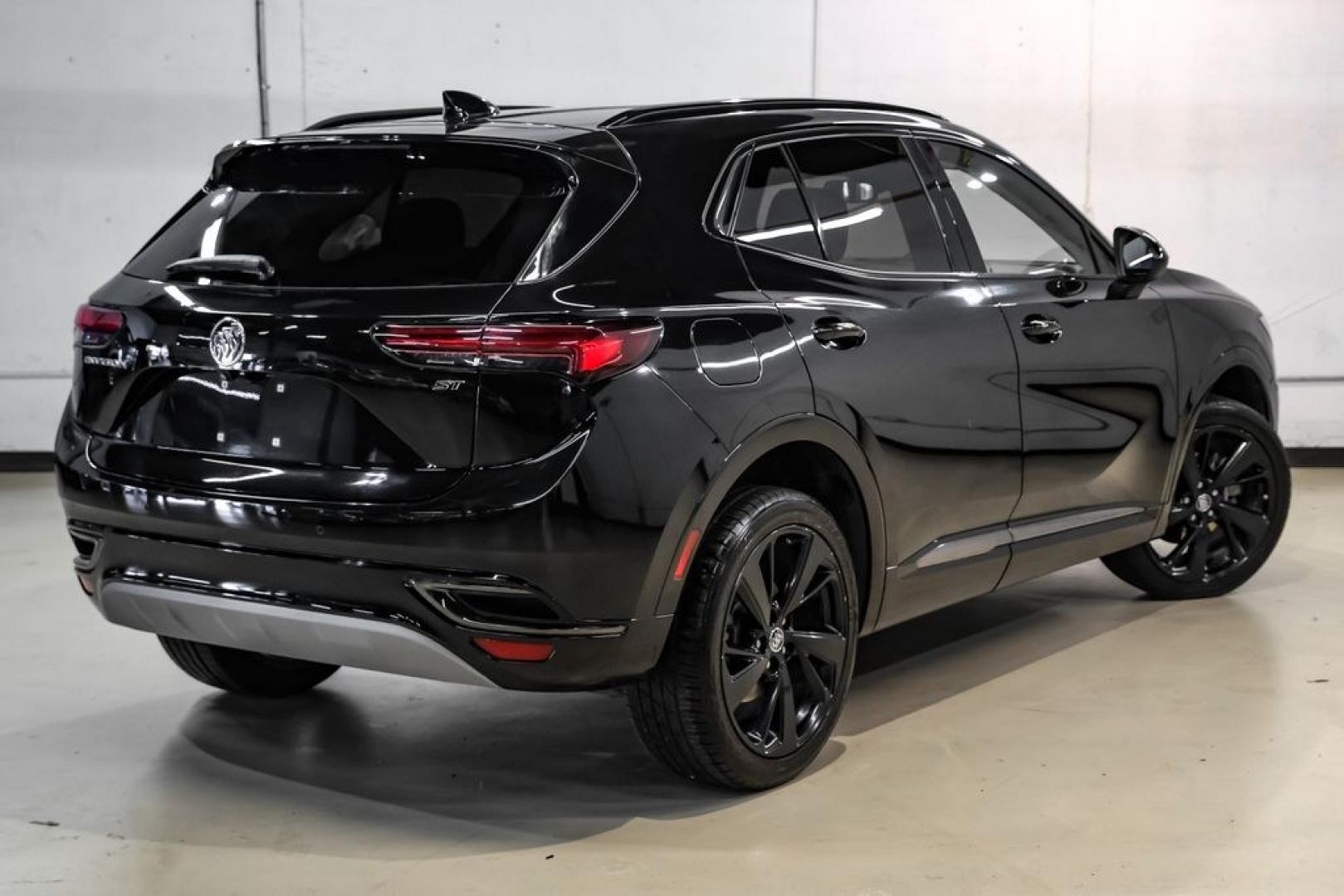 2023 Ebony Twilight Metallic /Ebony Seats Buick Envision Essence (LRBFZNR4XPD) with an 2.0L Turbocharged engine, Automatic transmission, located at 15300 Midway Rd., Addison, TX, 75001, (972) 702-0011, 32.958321, -96.838074- Photo#7