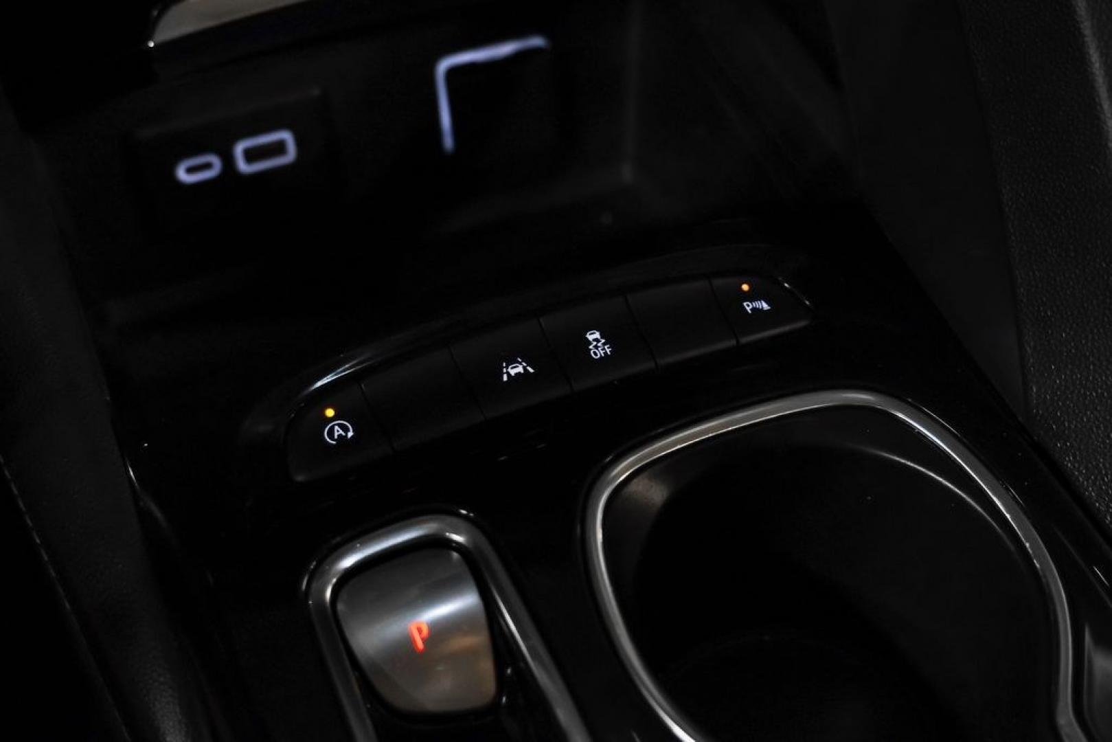 2023 Ebony Twilight Metallic /Ebony Seats Buick Envision Essence (LRBFZNR4XPD) with an 2.0L Turbocharged engine, Automatic transmission, located at 15300 Midway Rd., Addison, TX, 75001, (972) 702-0011, 32.958321, -96.838074- Photo#24