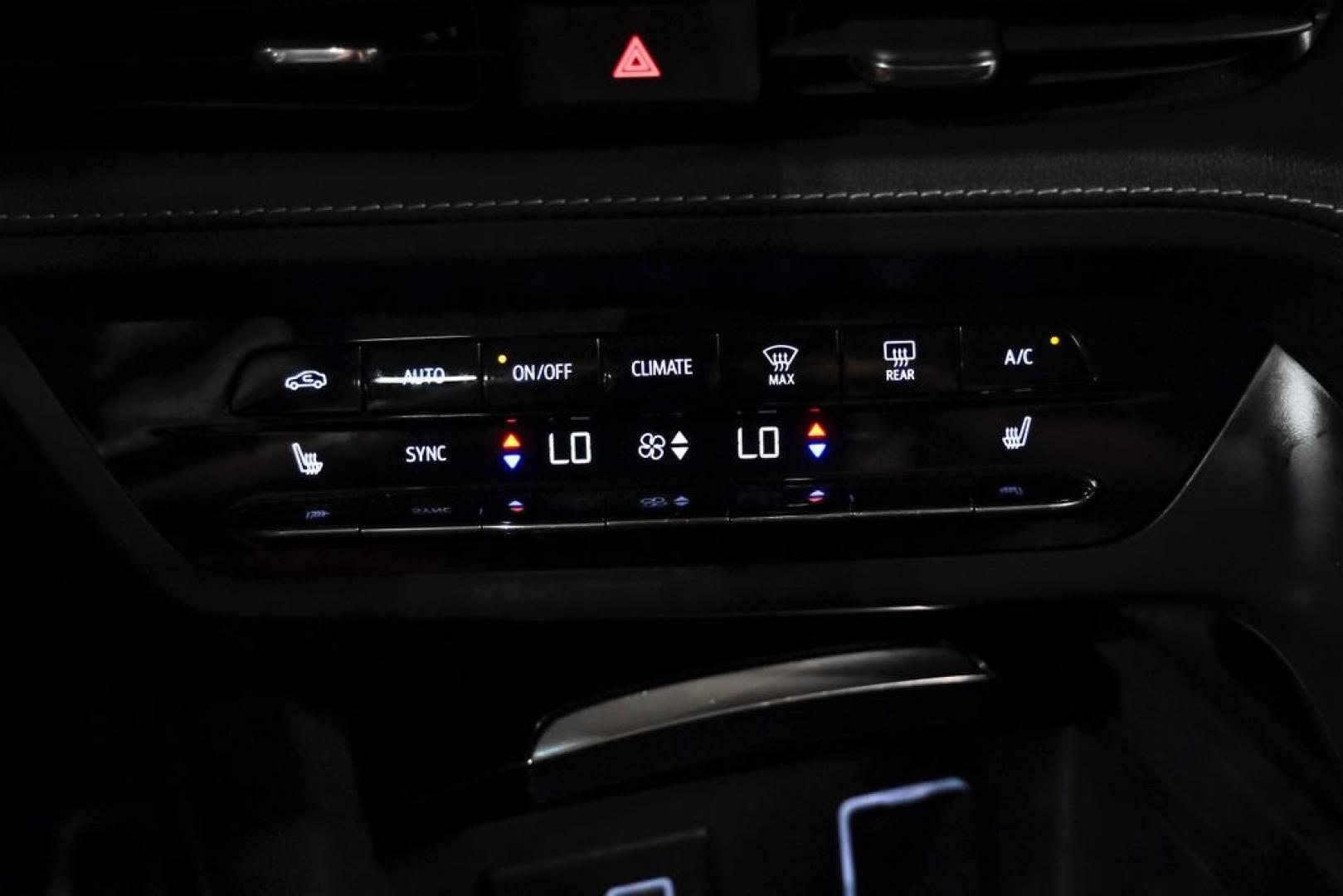 2023 Ebony Twilight Metallic /Ebony Seats Buick Envision Essence (LRBFZNR4XPD) with an 2.0L Turbocharged engine, Automatic transmission, located at 15300 Midway Rd., Addison, TX, 75001, (972) 702-0011, 32.958321, -96.838074- Photo#25