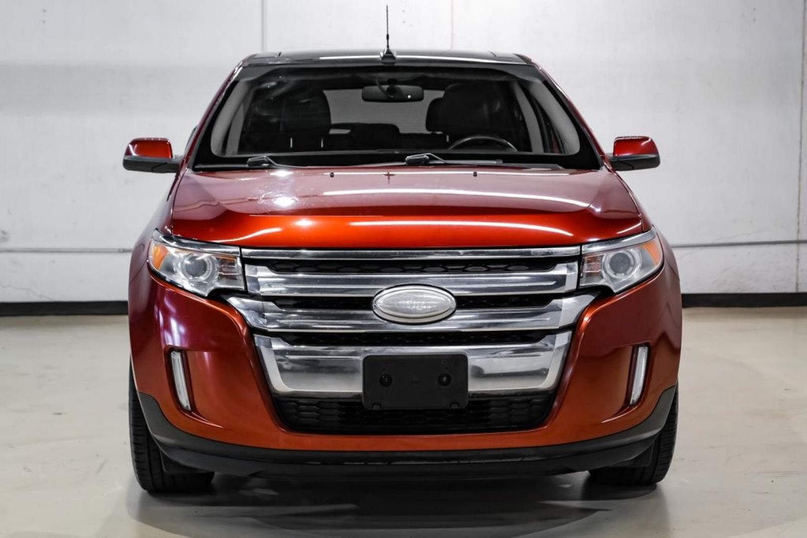 2014 Sunset /Black Ford Edge Limited (2FMDK3KC8EB) with an 3.5L V6 Ti-VCT engine, Automatic transmission, located at 15300 Midway Rd., Addison, TX, 75001, (972) 702-0011, 32.958321, -96.838074- Photo#5