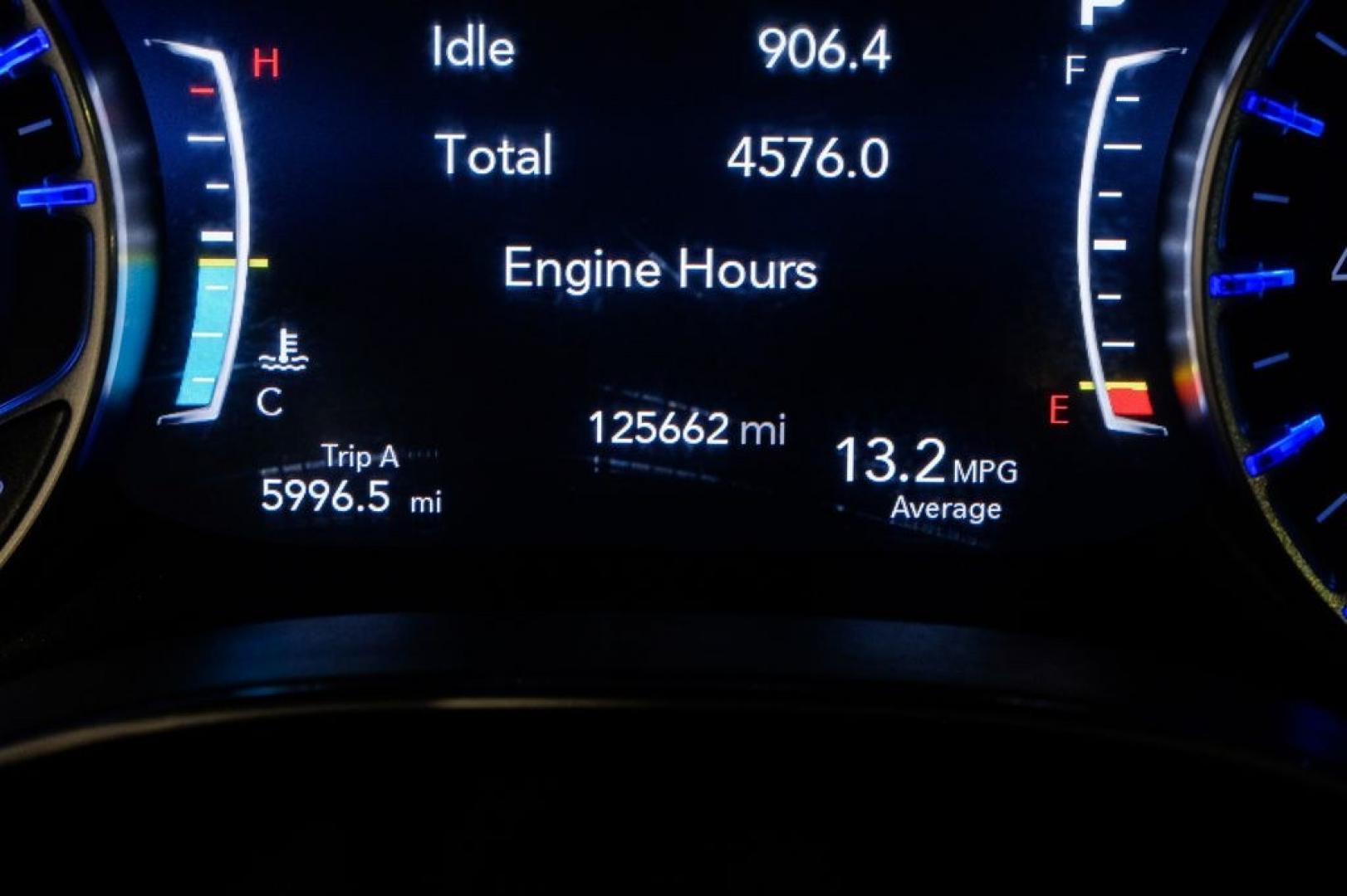 2020 Brilliant Black Crystal Pearlcoat /Black Chrysler Pacifica Limited (2C4RC1GG9LR) with an 3.6L V6 24V VVT engine, Automatic transmission, located at 15300 Midway Rd., Addison, TX, 75001, (972) 702-0011, 32.958321, -96.838074- Photo#28