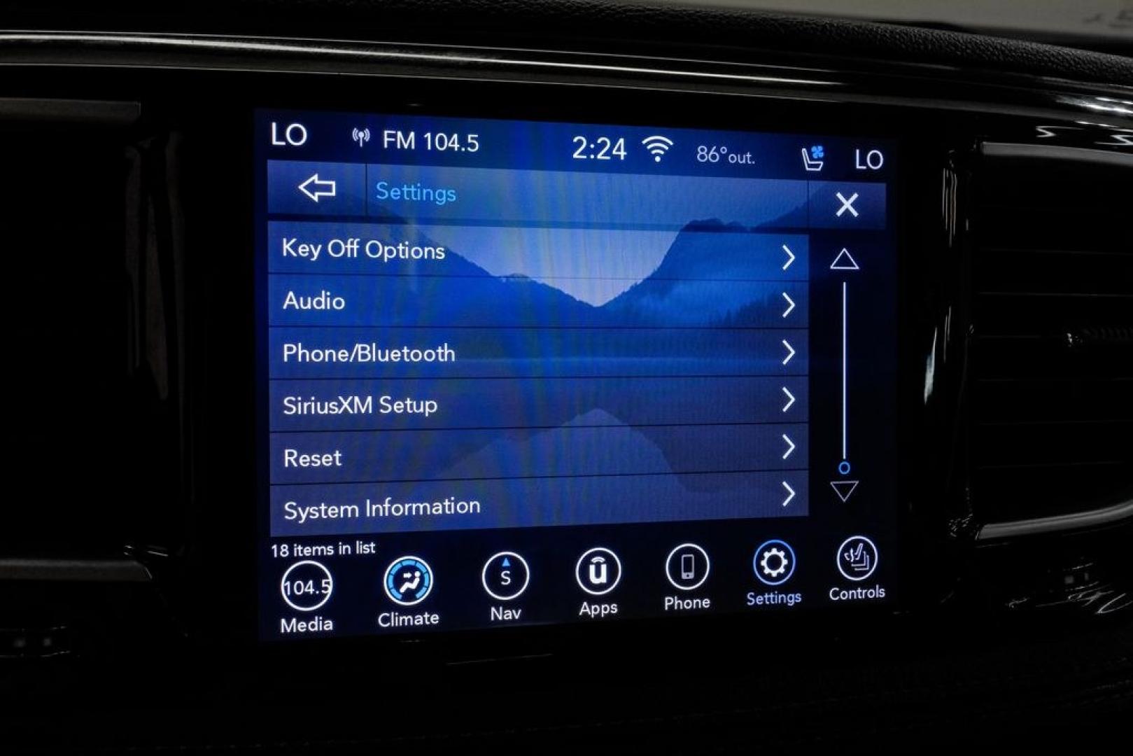 2020 Brilliant Black Crystal Pearlcoat /Black Chrysler Pacifica Limited (2C4RC1GG9LR) with an 3.6L V6 24V VVT engine, Automatic transmission, located at 15300 Midway Rd., Addison, TX, 75001, (972) 702-0011, 32.958321, -96.838074- Photo#46