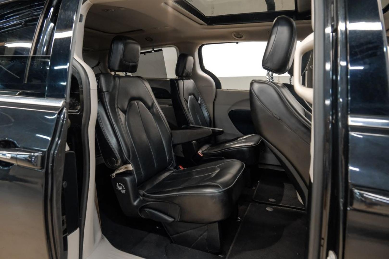 2020 Brilliant Black Crystal Pearlcoat /Black Chrysler Pacifica Limited (2C4RC1GG9LR) with an 3.6L V6 24V VVT engine, Automatic transmission, located at 15300 Midway Rd., Addison, TX, 75001, (972) 702-0011, 32.958321, -96.838074- Photo#51