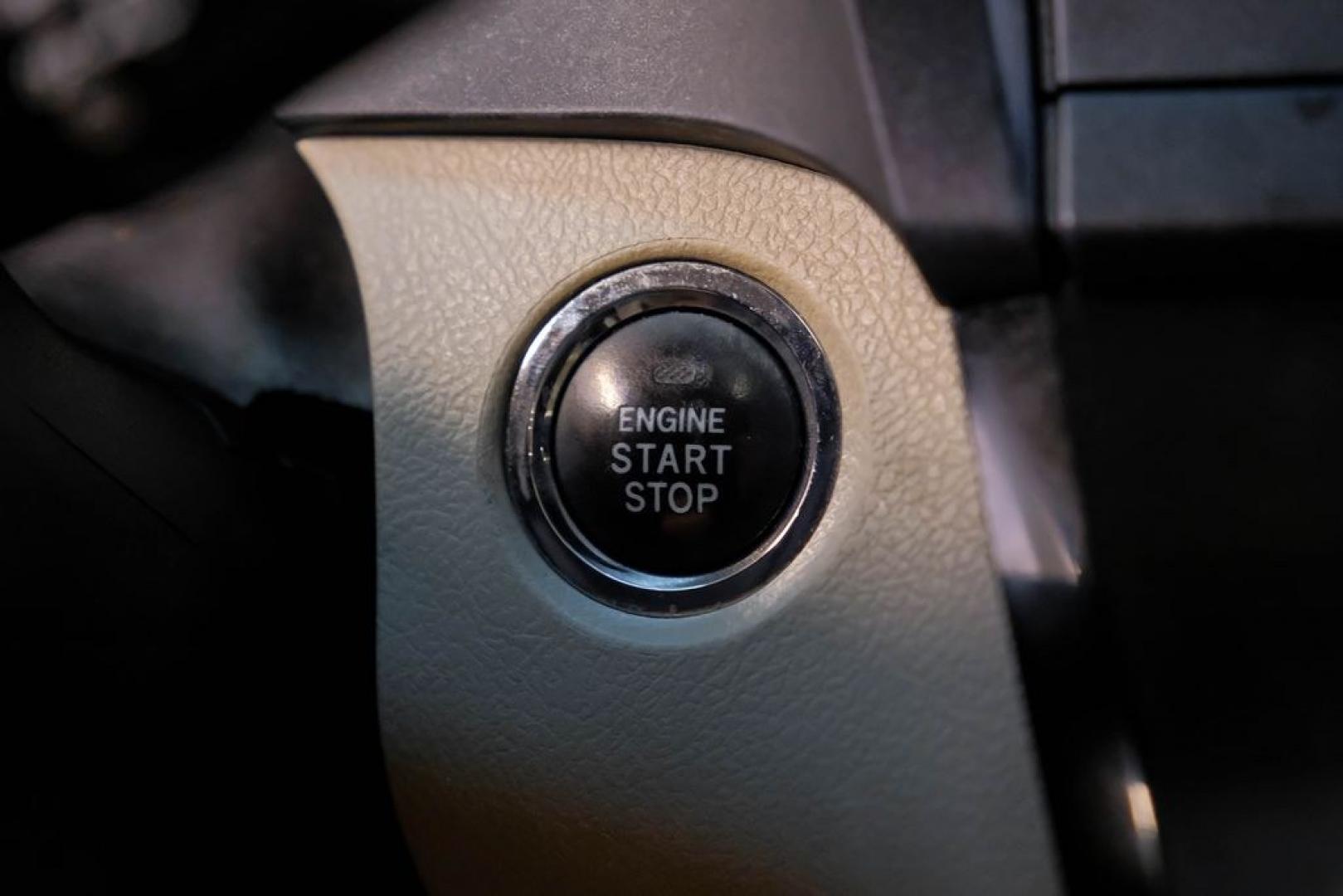 2016 Blizzard Pearl /Bisque Toyota Sienna XLE (5TDYK3DC8GS) with an 3.5L V6 SMPI DOHC engine, Automatic transmission, located at 15300 Midway Rd., Addison, TX, 75001, (972) 702-0011, 32.958321, -96.838074- Photo#26
