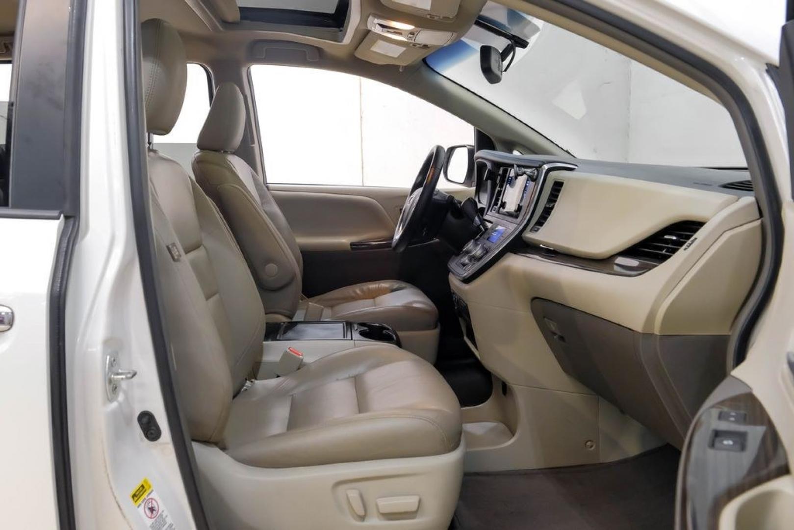 2016 Blizzard Pearl /Bisque Toyota Sienna XLE (5TDYK3DC8GS) with an 3.5L V6 SMPI DOHC engine, Automatic transmission, located at 15300 Midway Rd., Addison, TX, 75001, (972) 702-0011, 32.958321, -96.838074- Photo#42