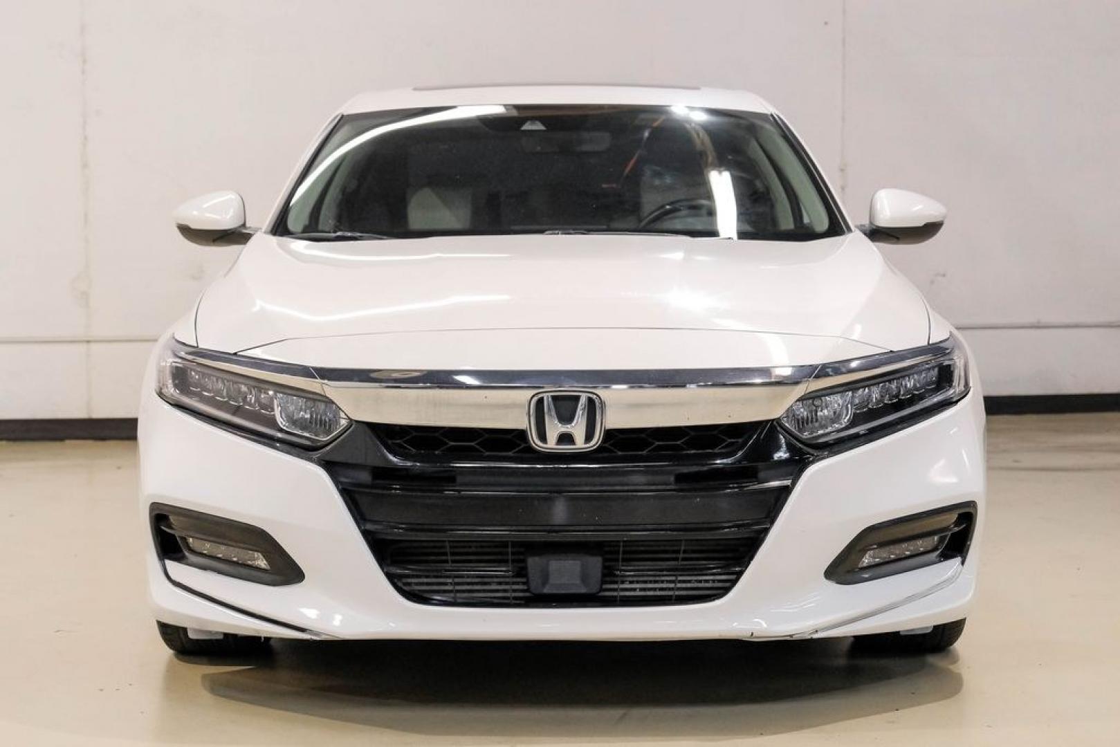 2019 Platinum White Pearl /Ivory Honda Accord EX-L (1HGCV1F58KA) with an 1.5T I4 DOHC 16V Turbocharged VTEC engine, CVT transmission, located at 15300 Midway Rd., Addison, TX, 75001, (972) 702-0011, 32.958321, -96.838074- Photo#7