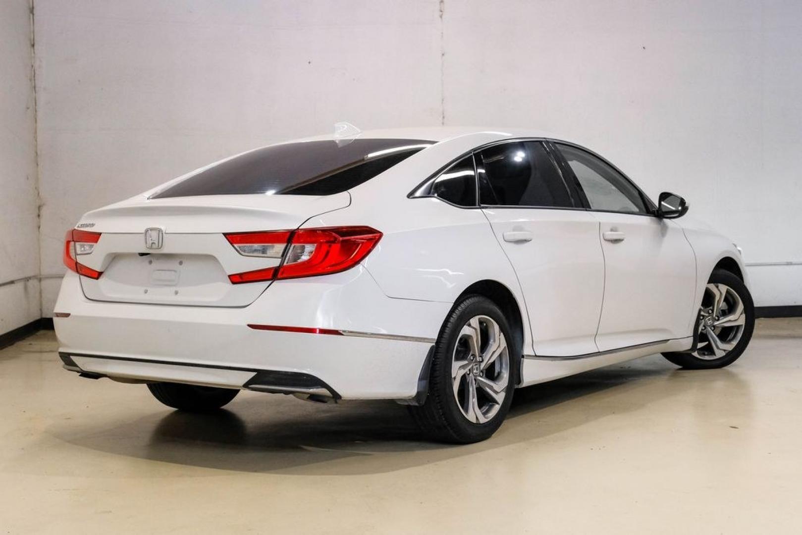 2019 Platinum White Pearl /Ivory Honda Accord EX-L (1HGCV1F58KA) with an 1.5T I4 DOHC 16V Turbocharged VTEC engine, CVT transmission, located at 15300 Midway Rd., Addison, TX, 75001, (972) 702-0011, 32.958321, -96.838074- Photo#10