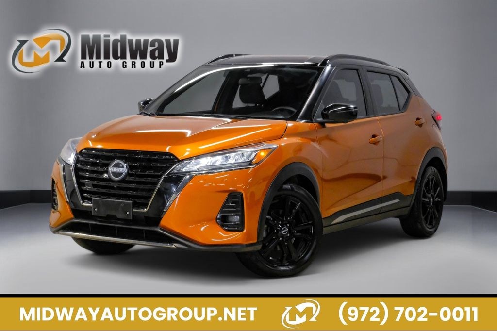 photo of 2023 Nissan Kicks SR